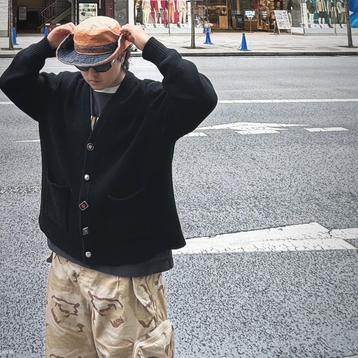 Stussy x Denim Tears Suits Cardigan Black 착용 스타일