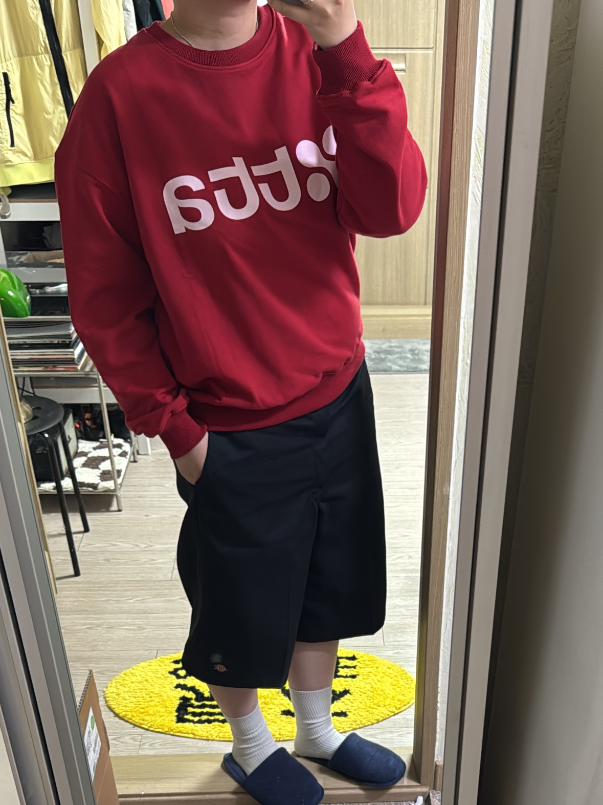 Dickies Loose Fit 13 Inch Flat Front Work Shorts Black 착용 스타일