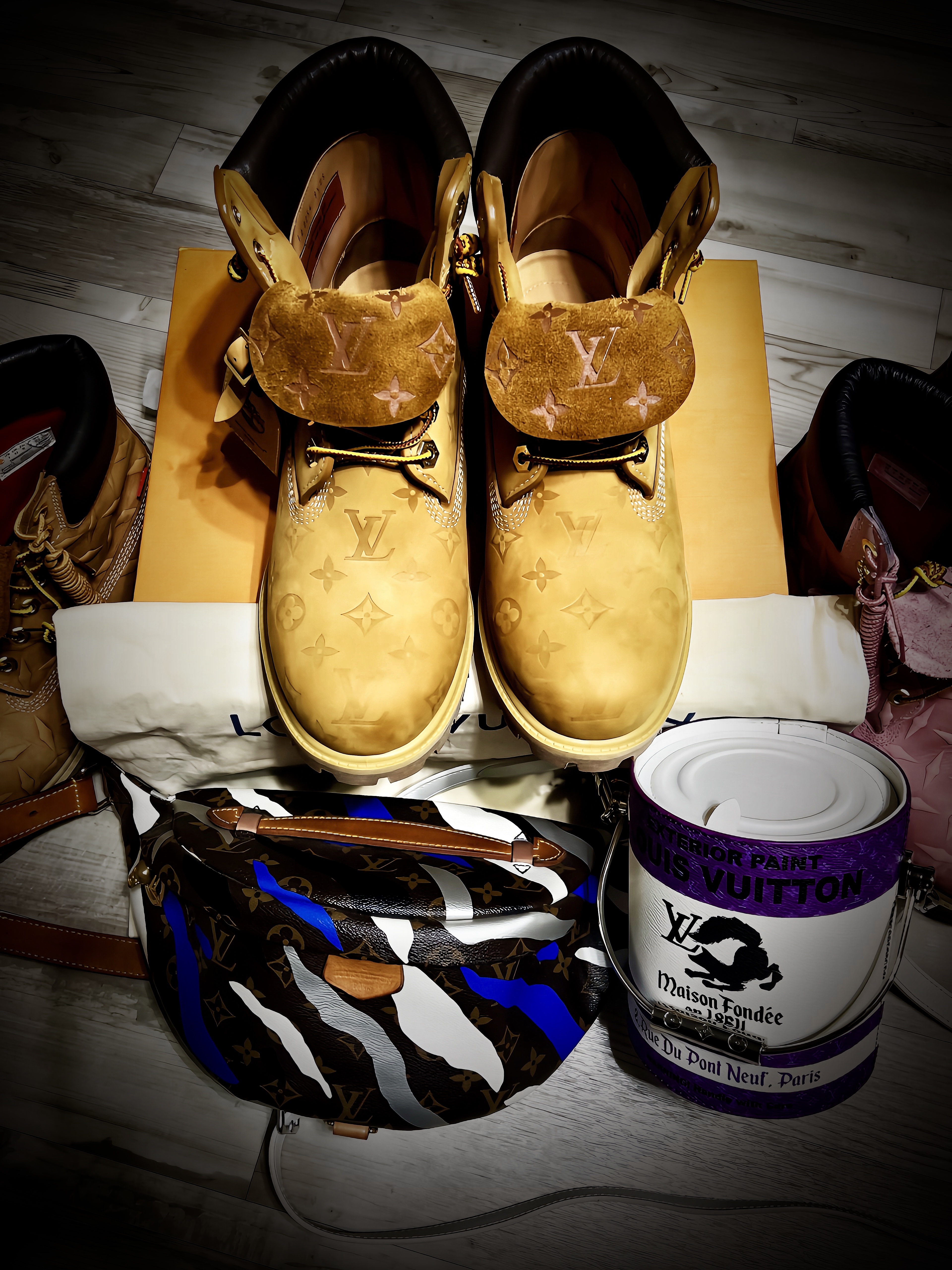 Louis Vuitton x Timberland 6 Inch Ankle Boot Beige, Timberland x Supreme Diamond Plate 6 Inch Premium Waterproof Boot Wheat - 23FW - Medium 착용 스타일 - 7