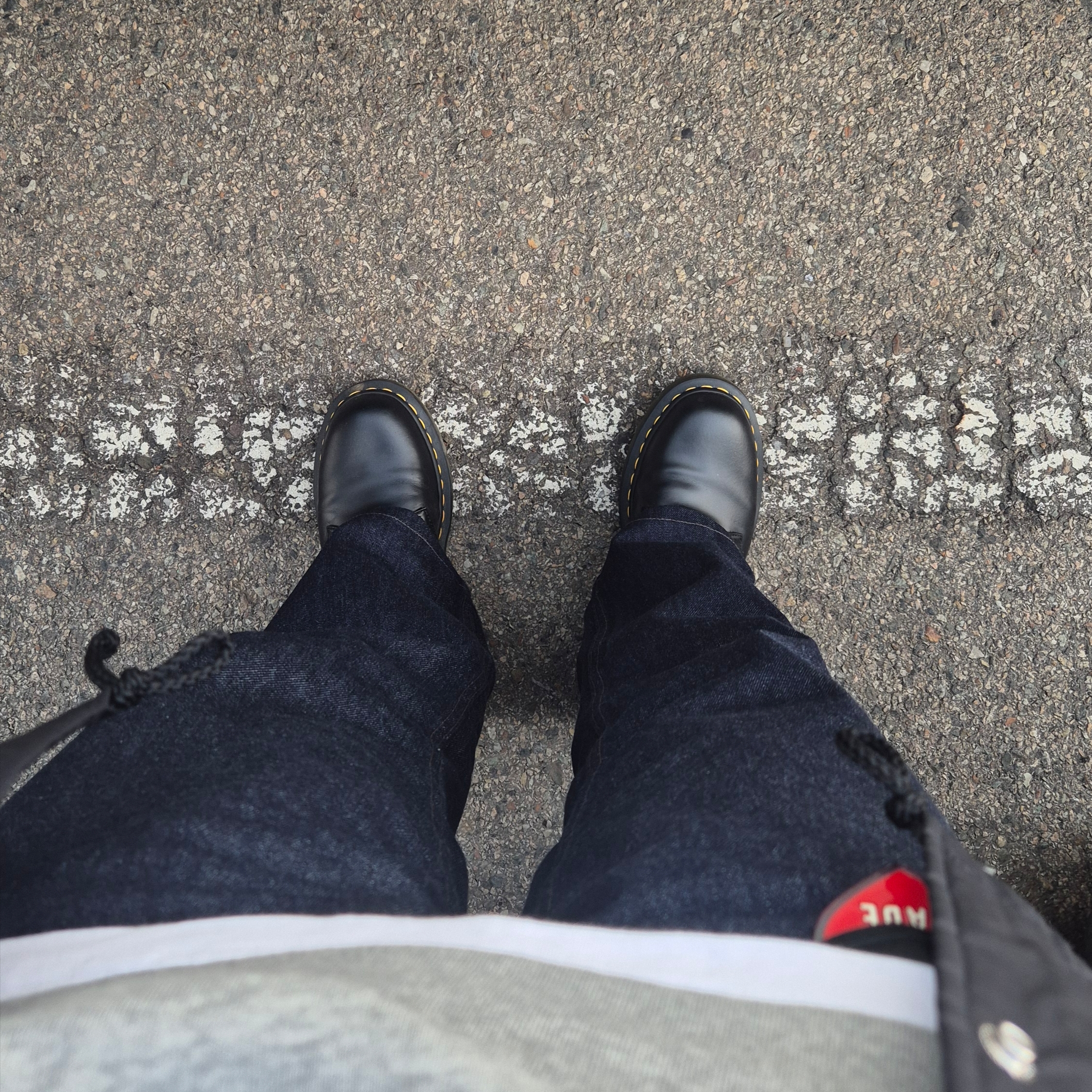 Dr. Martens 1461 Smooth Black 착용 스타일