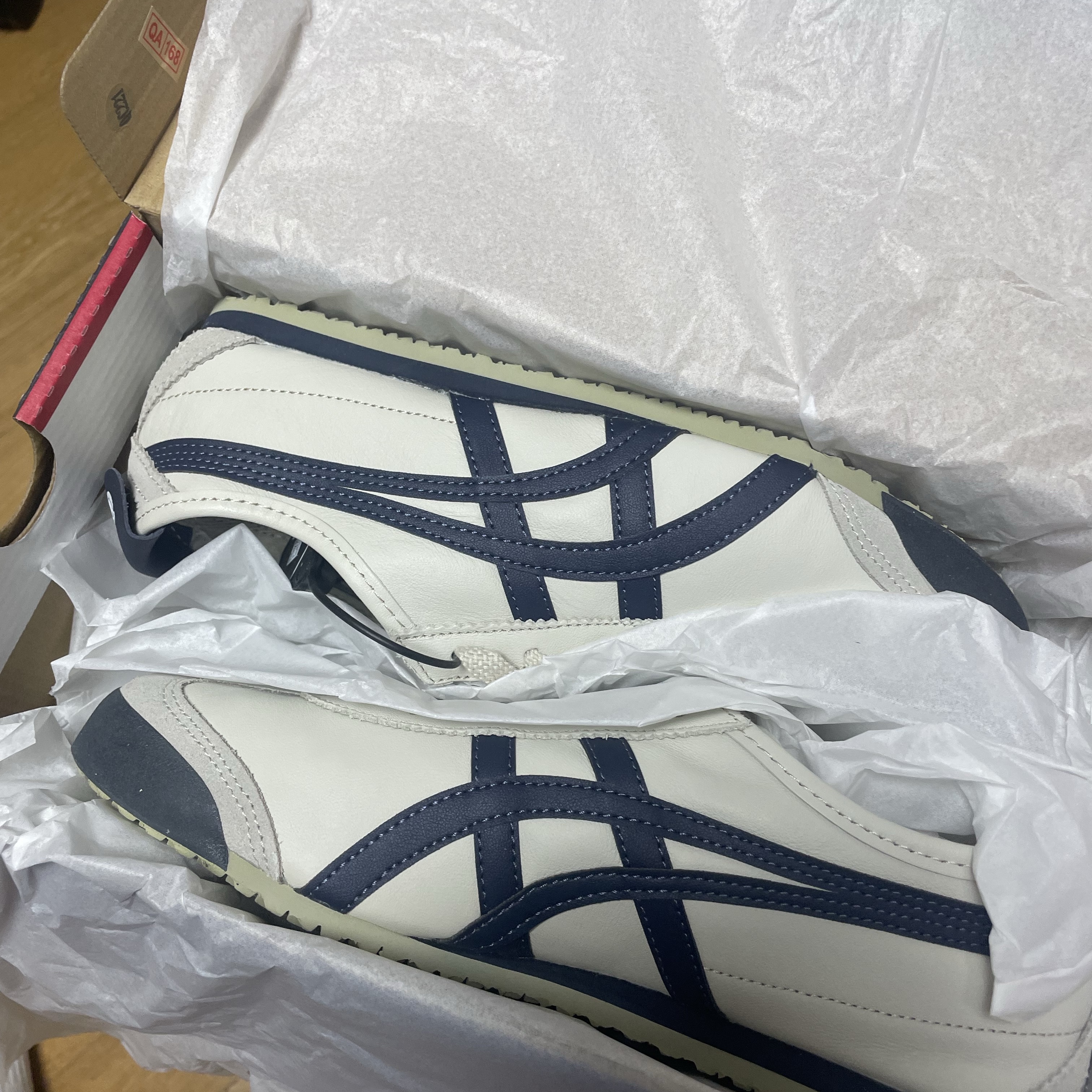 Onitsuka Tiger Mexico 66 Birch 착용 스타일 - 1