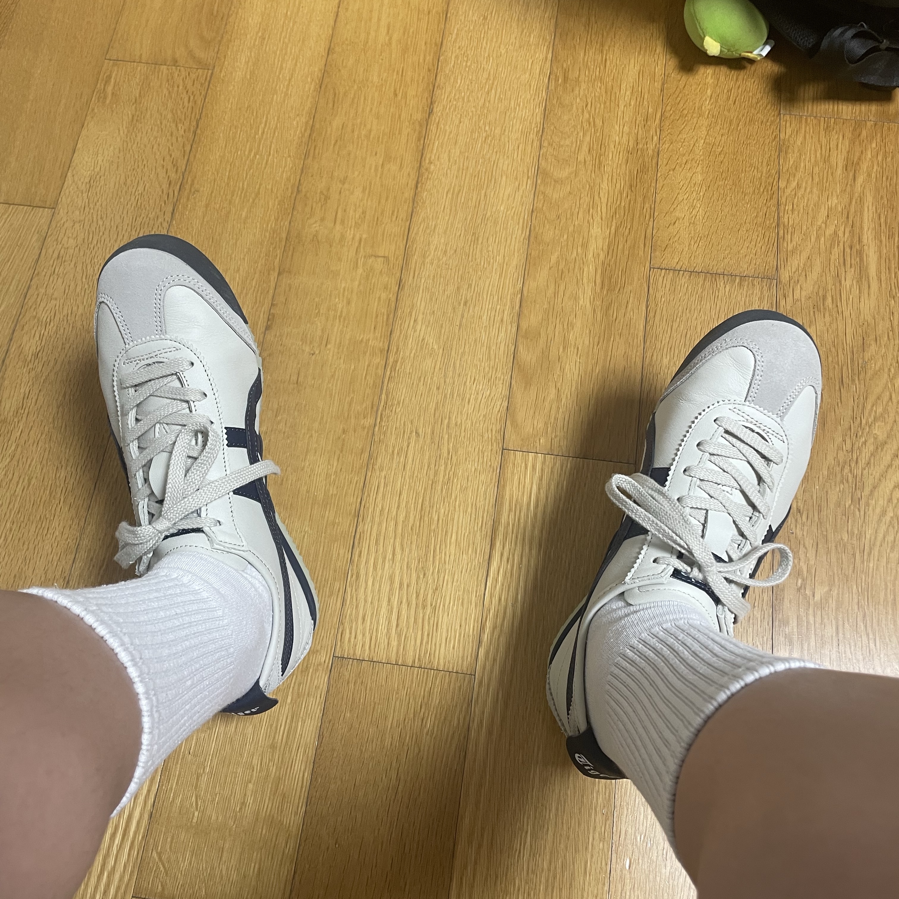 Onitsuka Tiger Mexico 66 Birch 착용 스타일 - 2