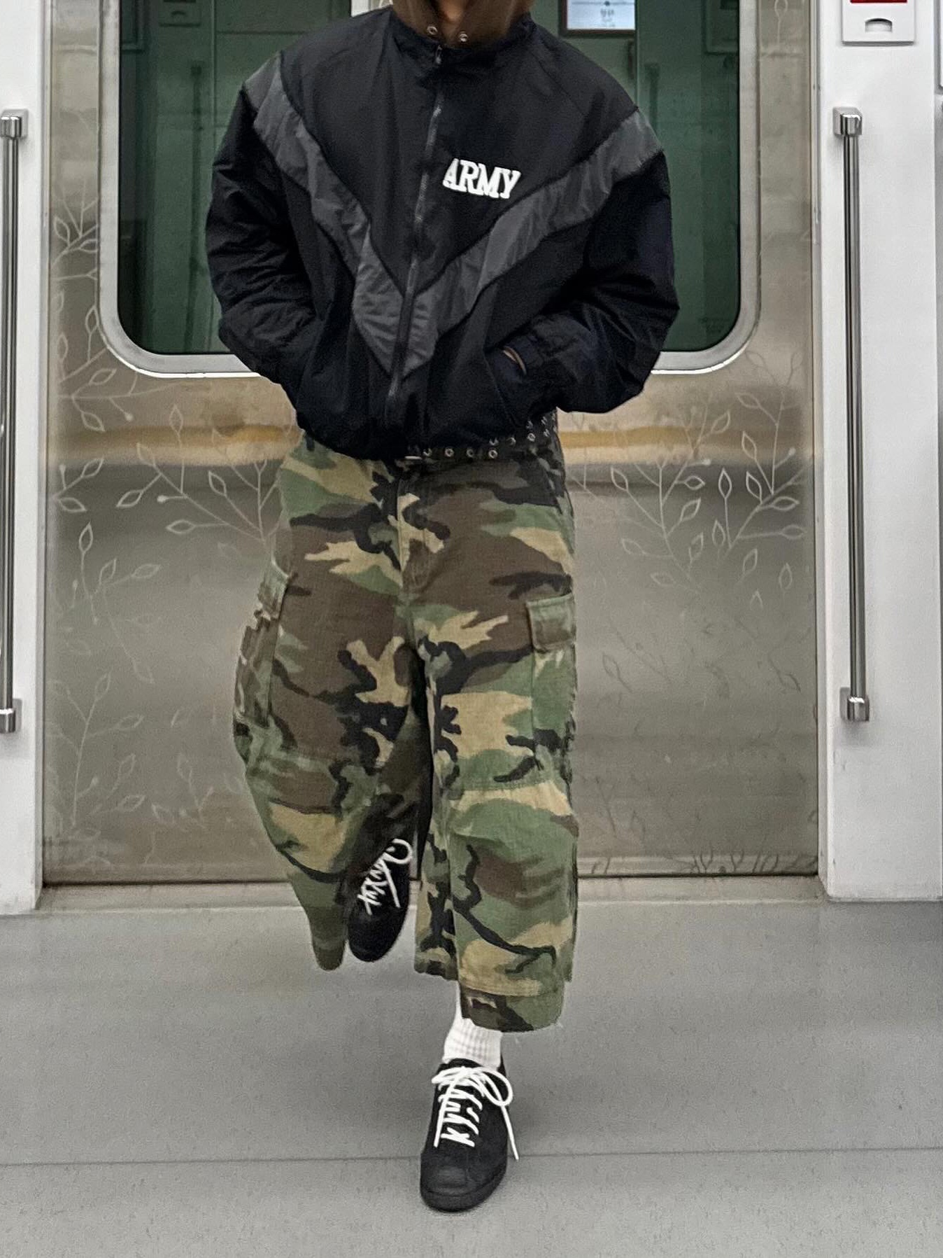 Supreme Pigment S Logo 6-Panel Black - 24FW 착용 스타일 - 7