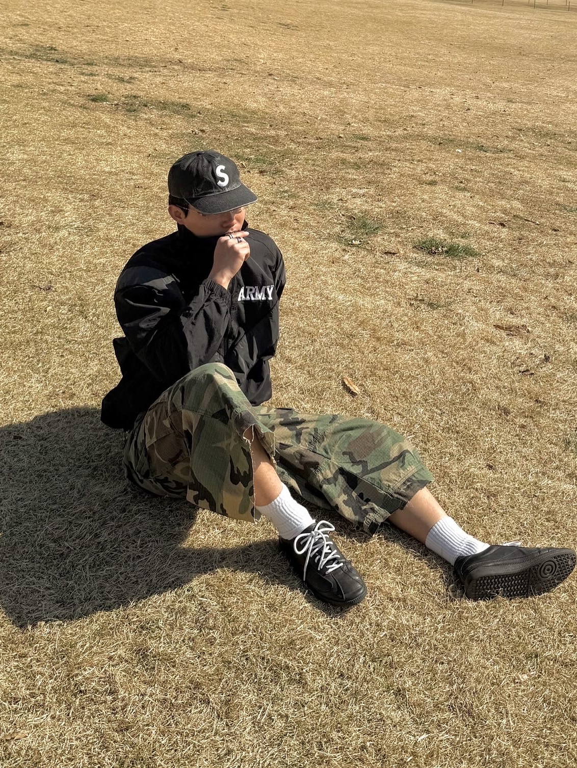 Supreme Pigment S Logo 6-Panel Black - 24FW 착용 스타일 - 10