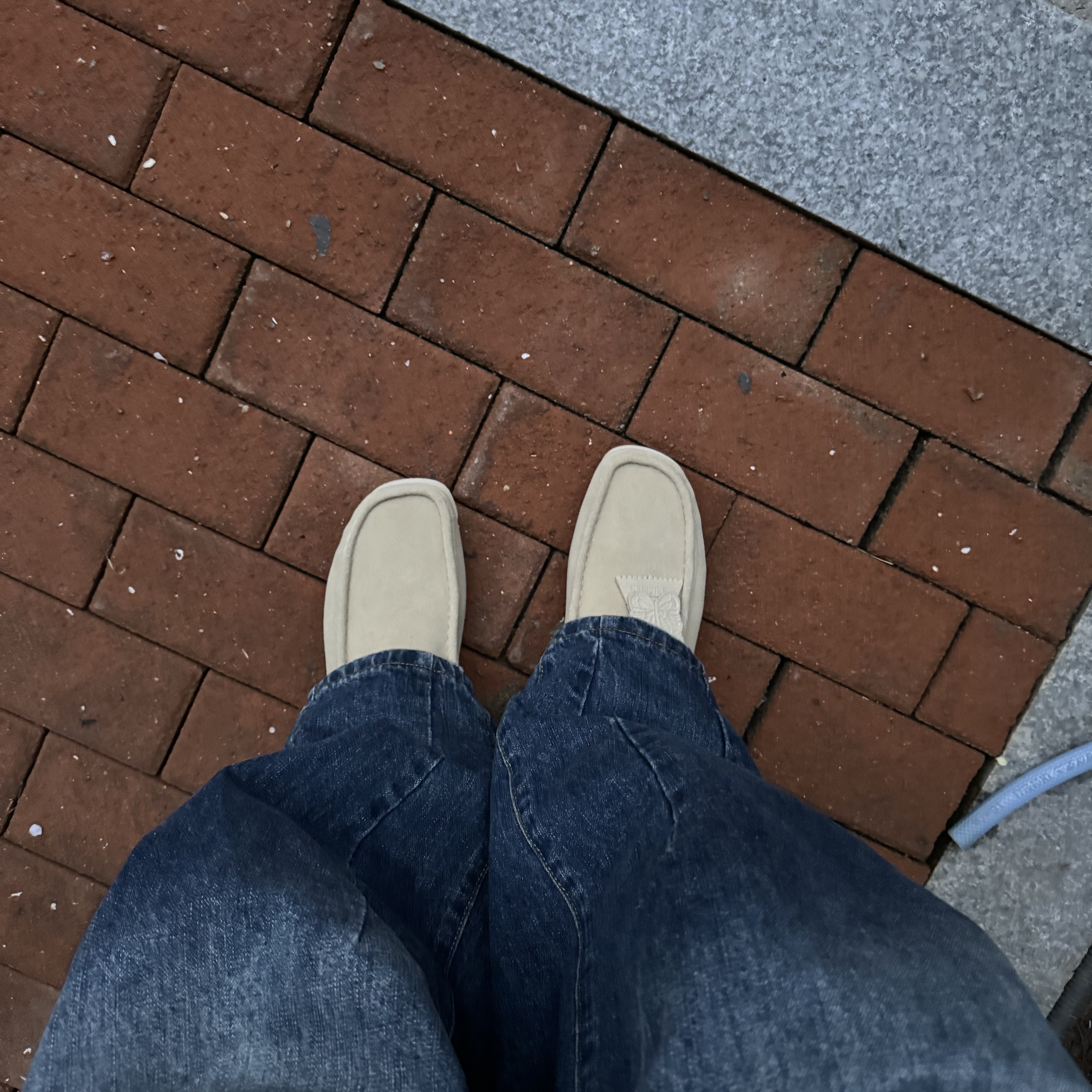 Clarks x Needles Wallabee Strap Boots Maple Suede 착용 스타일