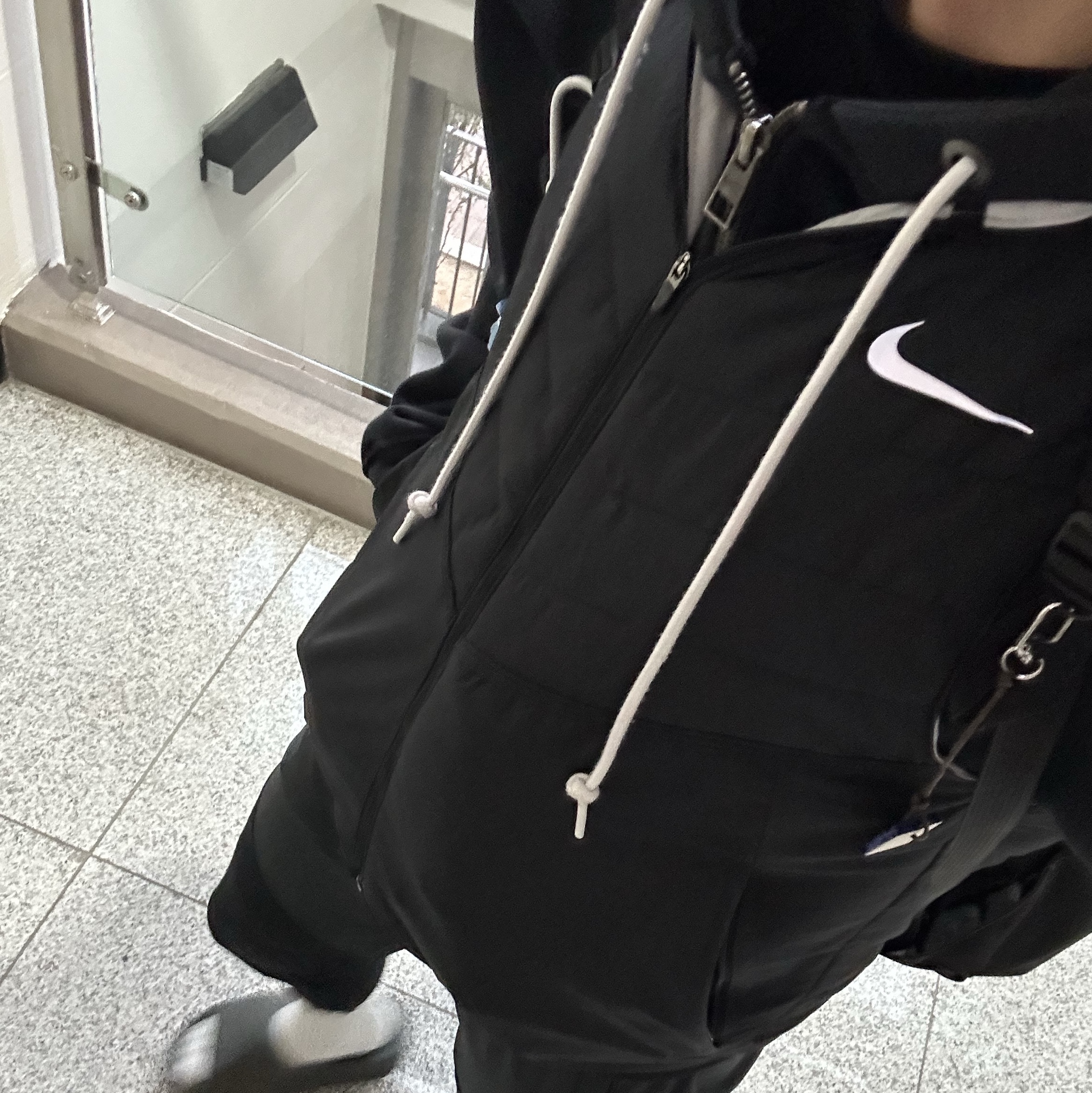 Nike Therma-Fit Repel Synthetic-Fill Running Gilet Black - Asia, Nike NRG Solo Swoosh Full Zip Hoodie Black - Asia 착용 스타일