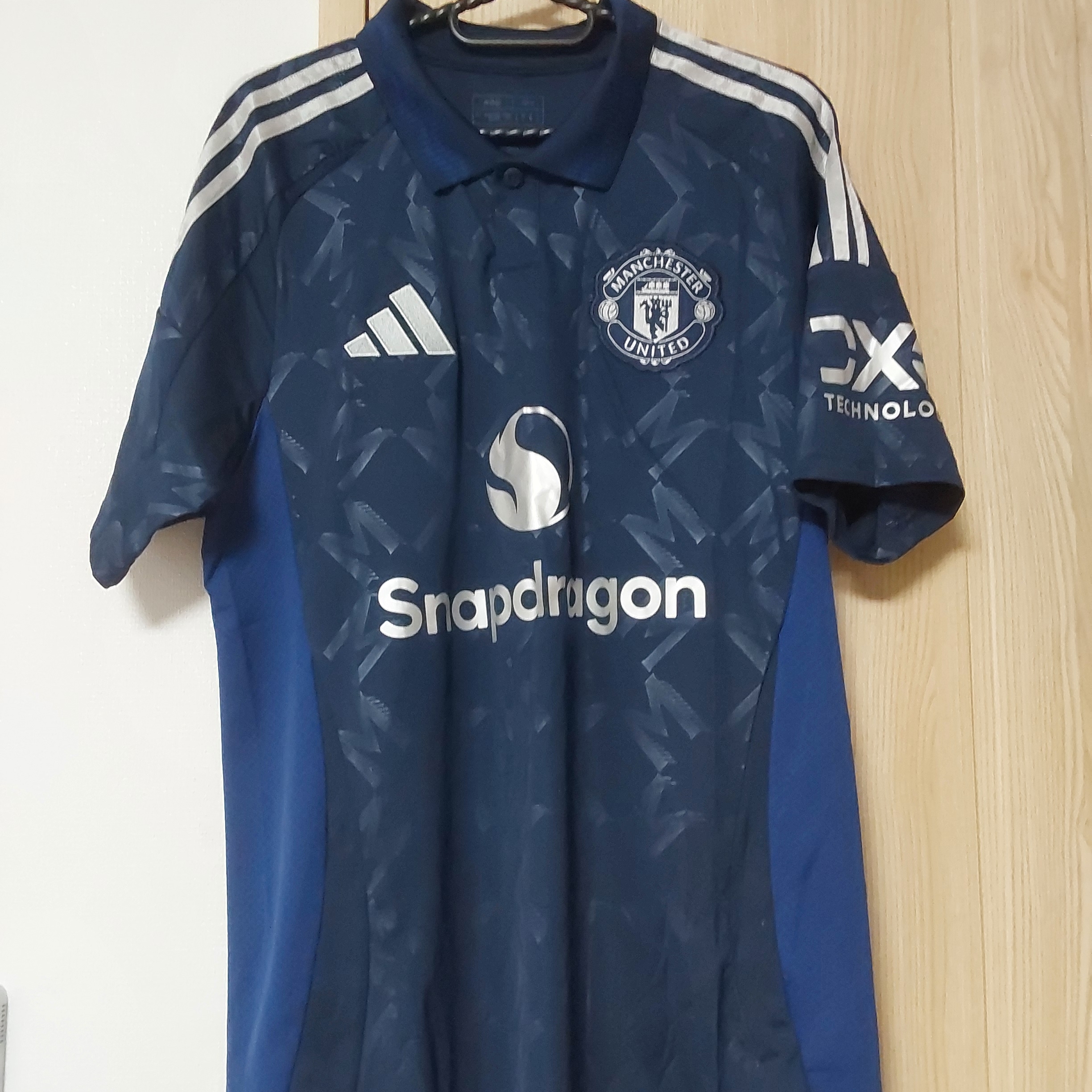 Adidas Manchester United 2024/25 Away Jersey Night Indigo - KR Sizing (Non Marking Ver.) 착용 스타일