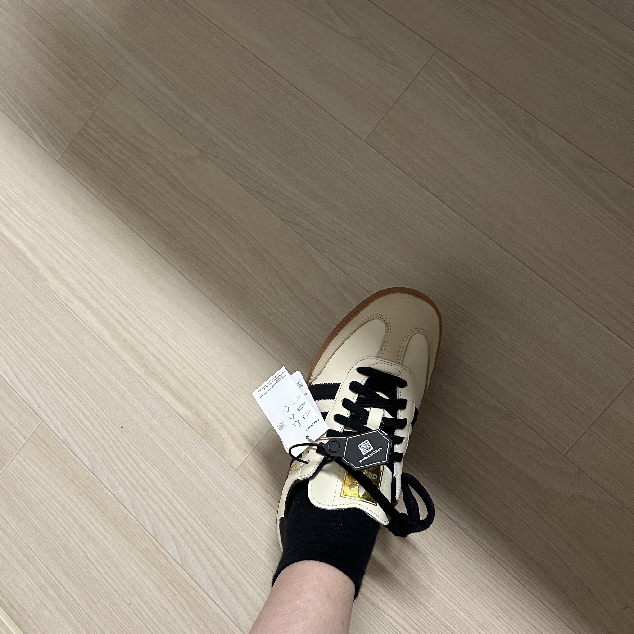 (W) Adidas Samba OG Cream White Core Black 착용 스타일