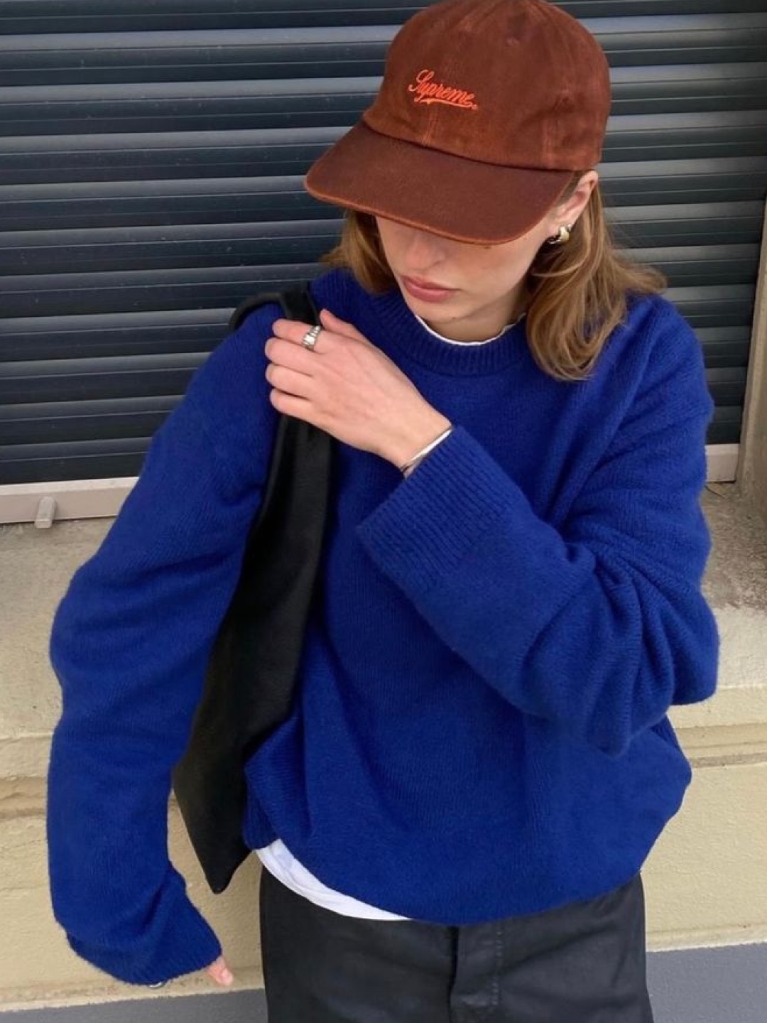 Supreme Pigment S Logo 6-Panel Denim - 24FW, Hello Sunrise 90s Logo 6Panel Cap Beige & Navy 착용 스타일 - 5