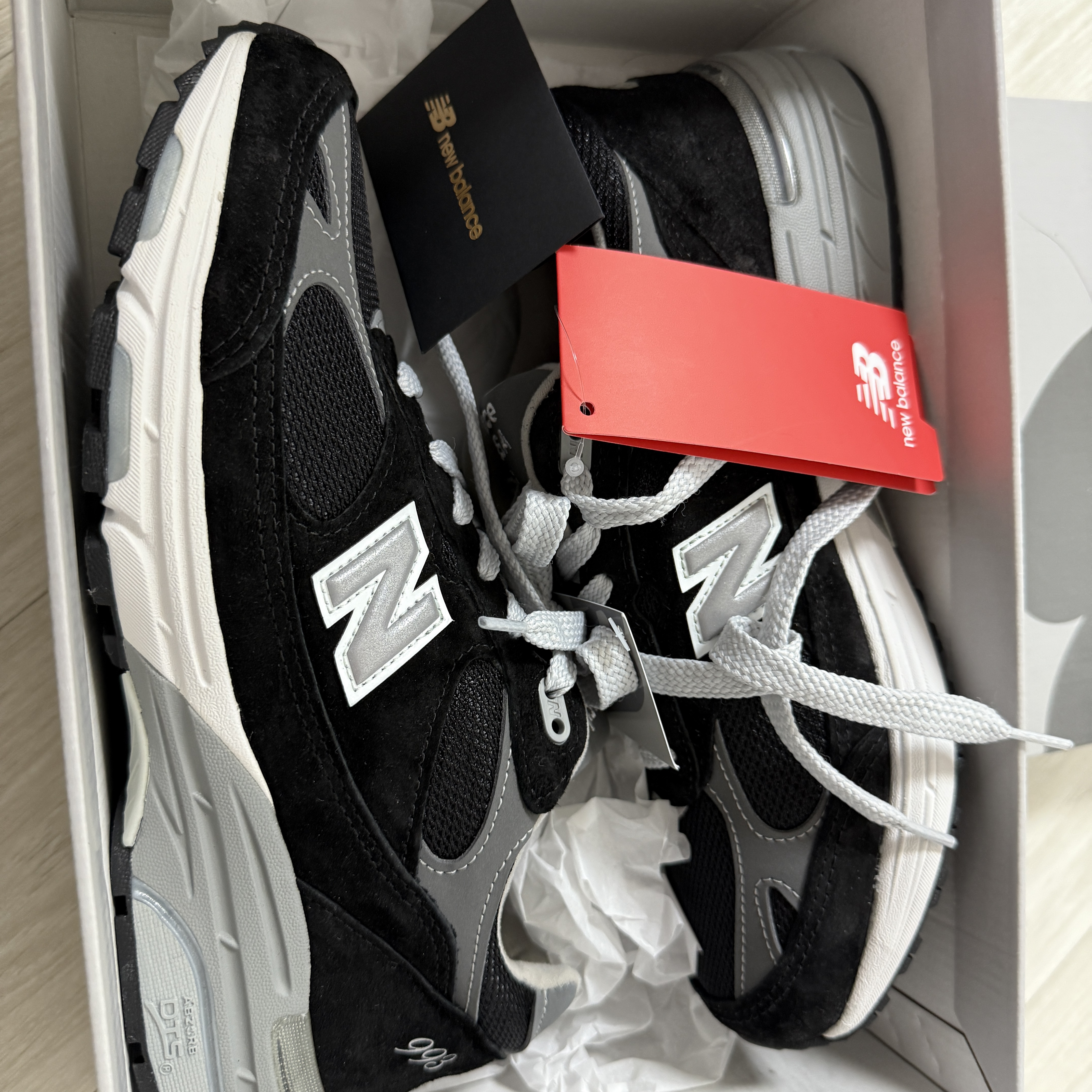 New Balance 993 Made in USA Black - D Standard 착용 스타일