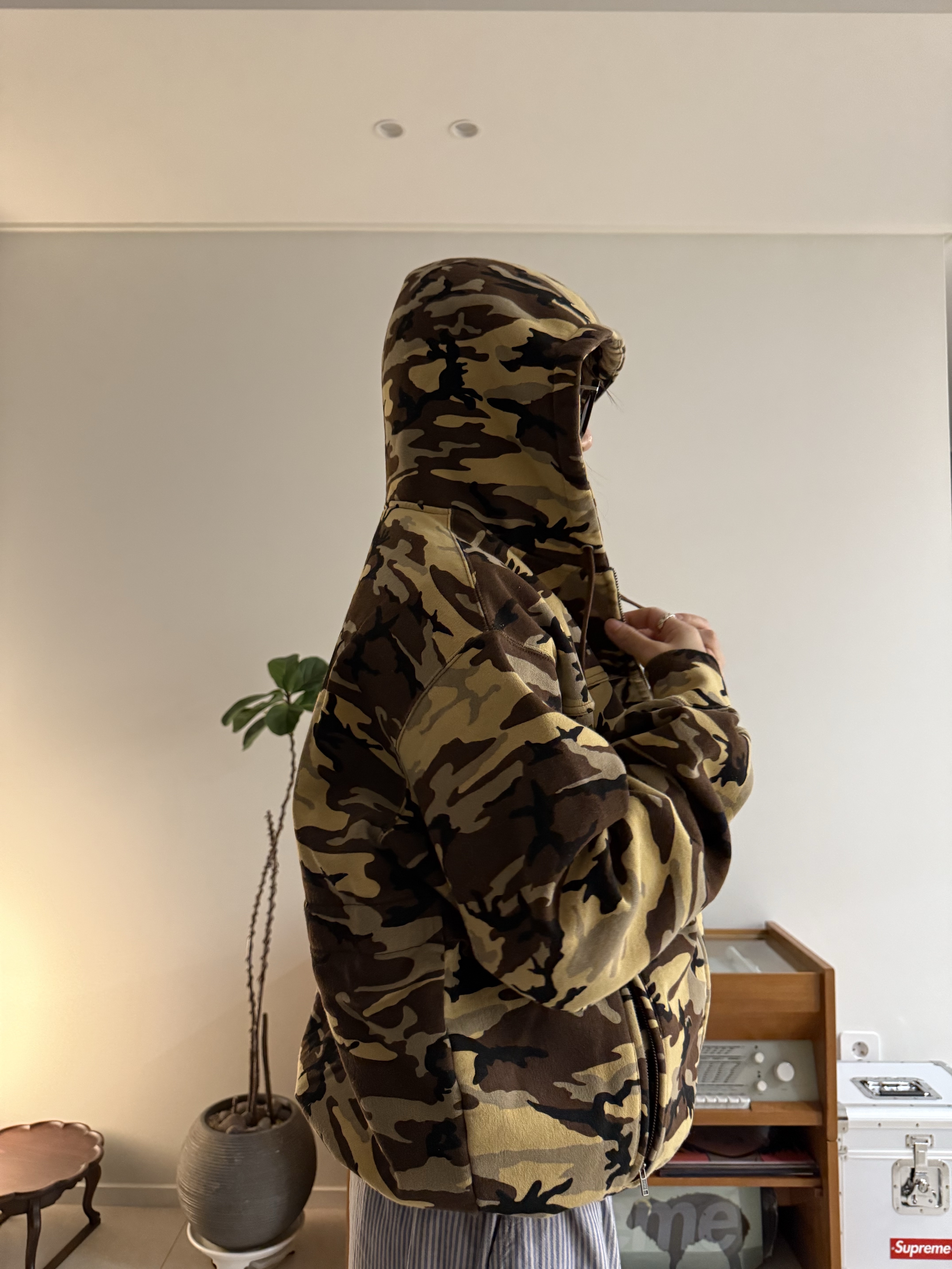 Supreme x Marithe Francois Girbaud Zip Up Hooded Sweatshirt Camo - 25SS 착용 스타일 - 4