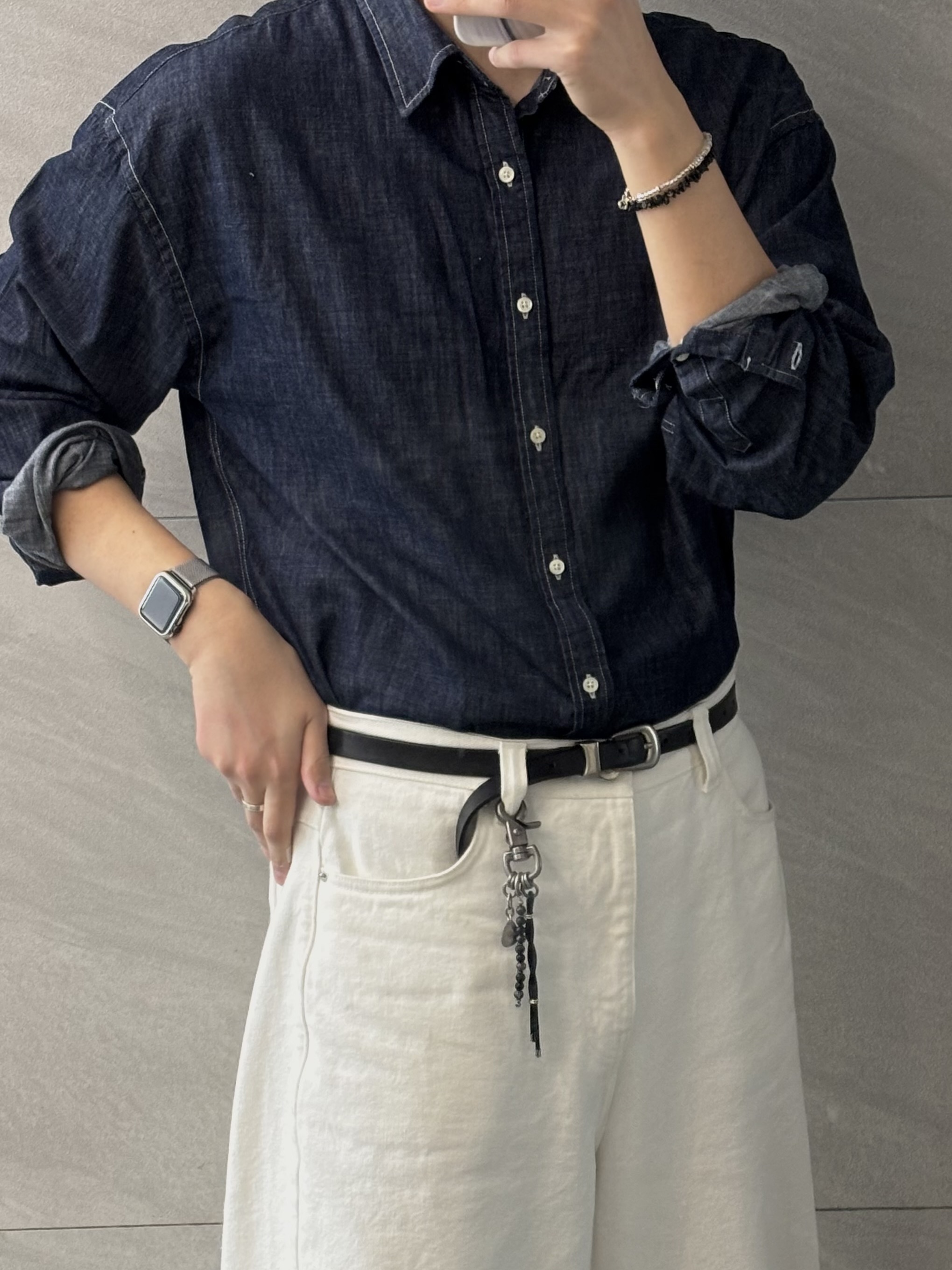 noun Wide Curved Denim Pants White 착용 스타일 - 1