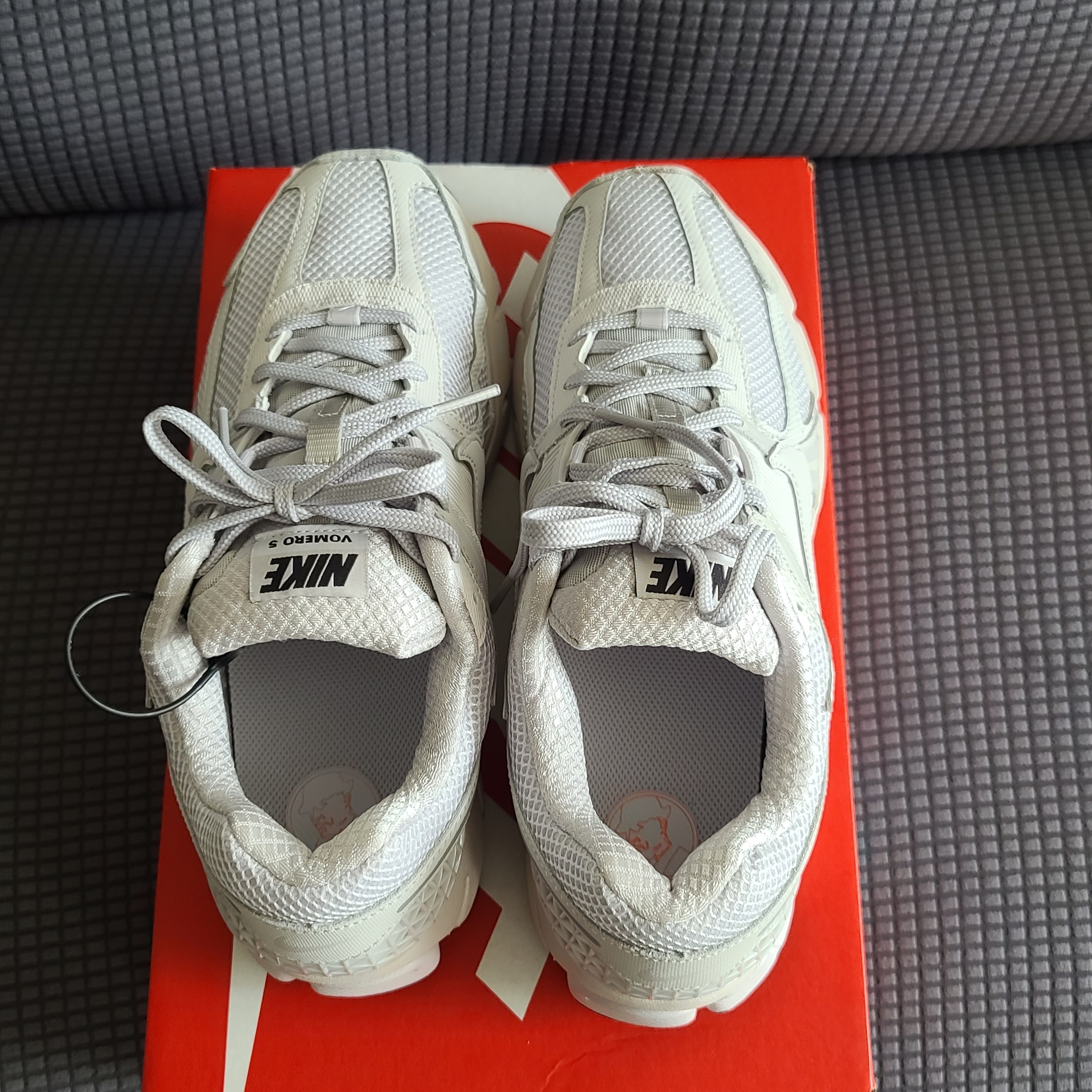 Nike Zoom Vomero 5 SP Vast Grey 2023 착용 스타일 - 3