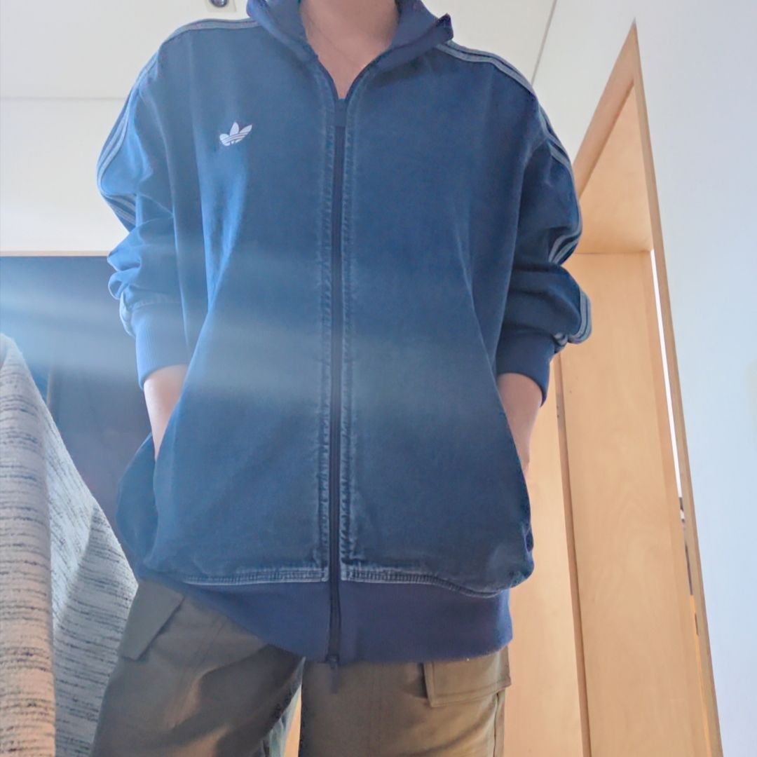 Adidas Adicolor Denim Firebird Track Top Medium Blue Denim - KR Sizing 착용 스타일