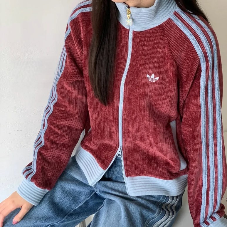(W) Adidas Originals Year Of The Snake Retro Velvet Collared Track Top Dark Red - KR Sizing, Adidas Waffle Beckenbauer Track Top Wonder White - KR Sizing 착용 스타일 - 2