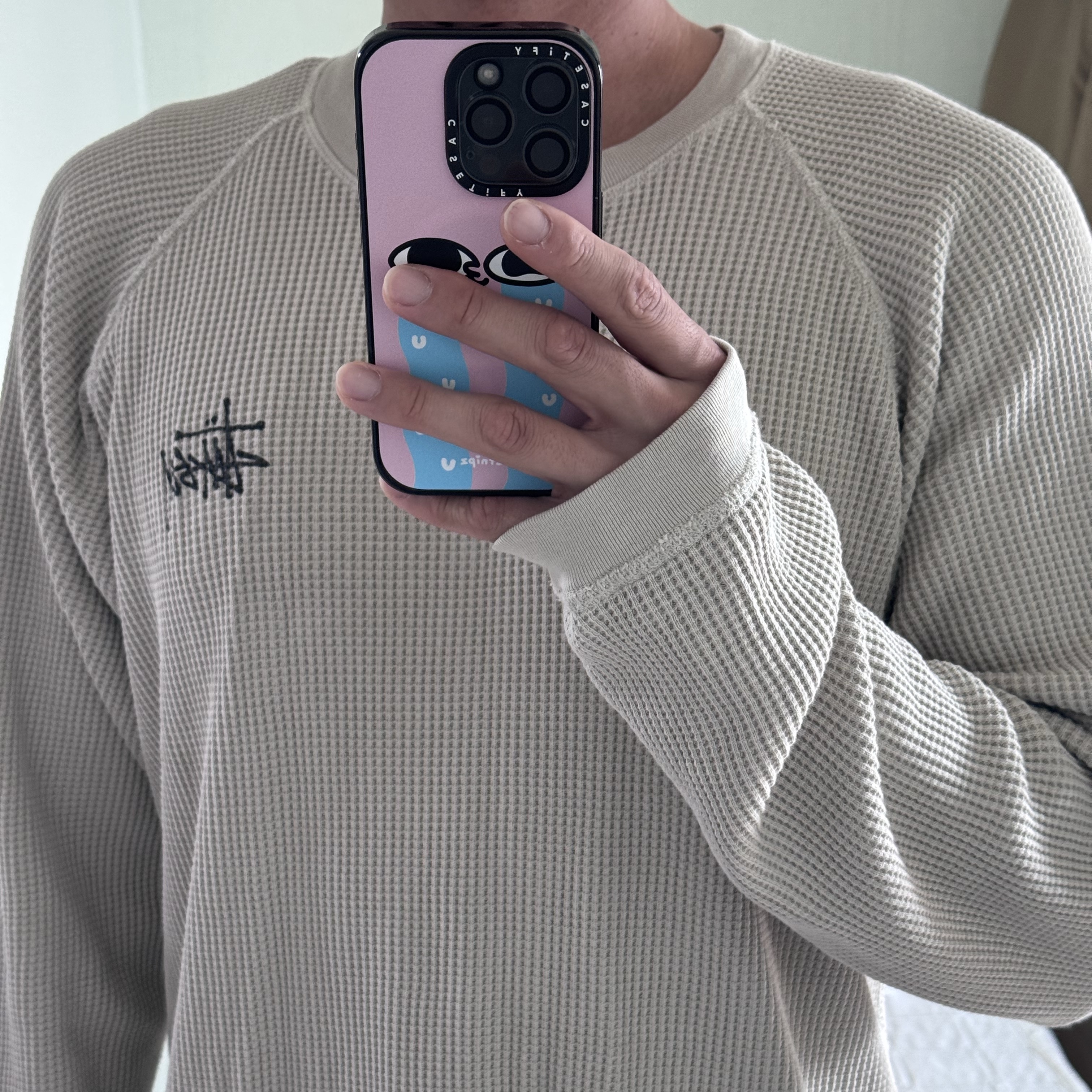 Stussy Raglan Thermal LS Crew Bone 착용 스타일