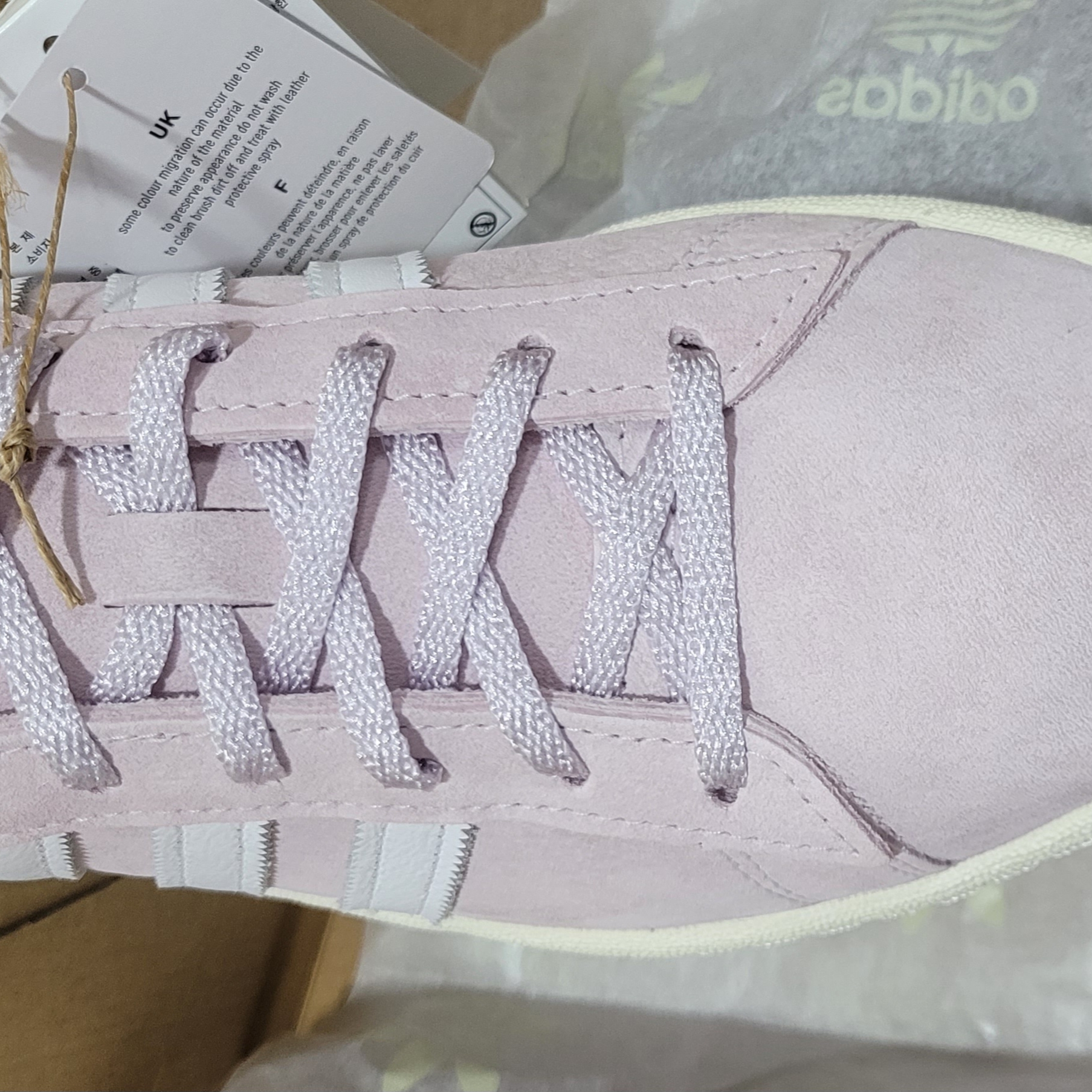 Adidas Campus 80s Almost Pink Cloud White 착용 스타일 - 3