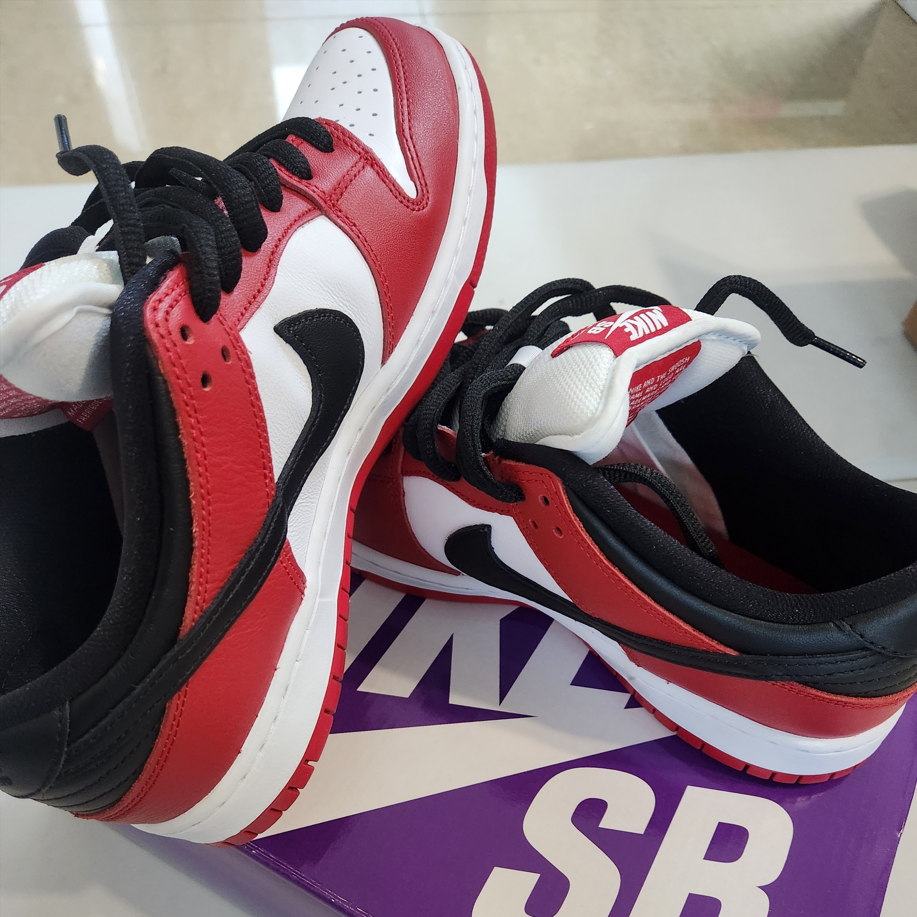 Nike SB Dunk Low Pro Chicago 착용 스타일