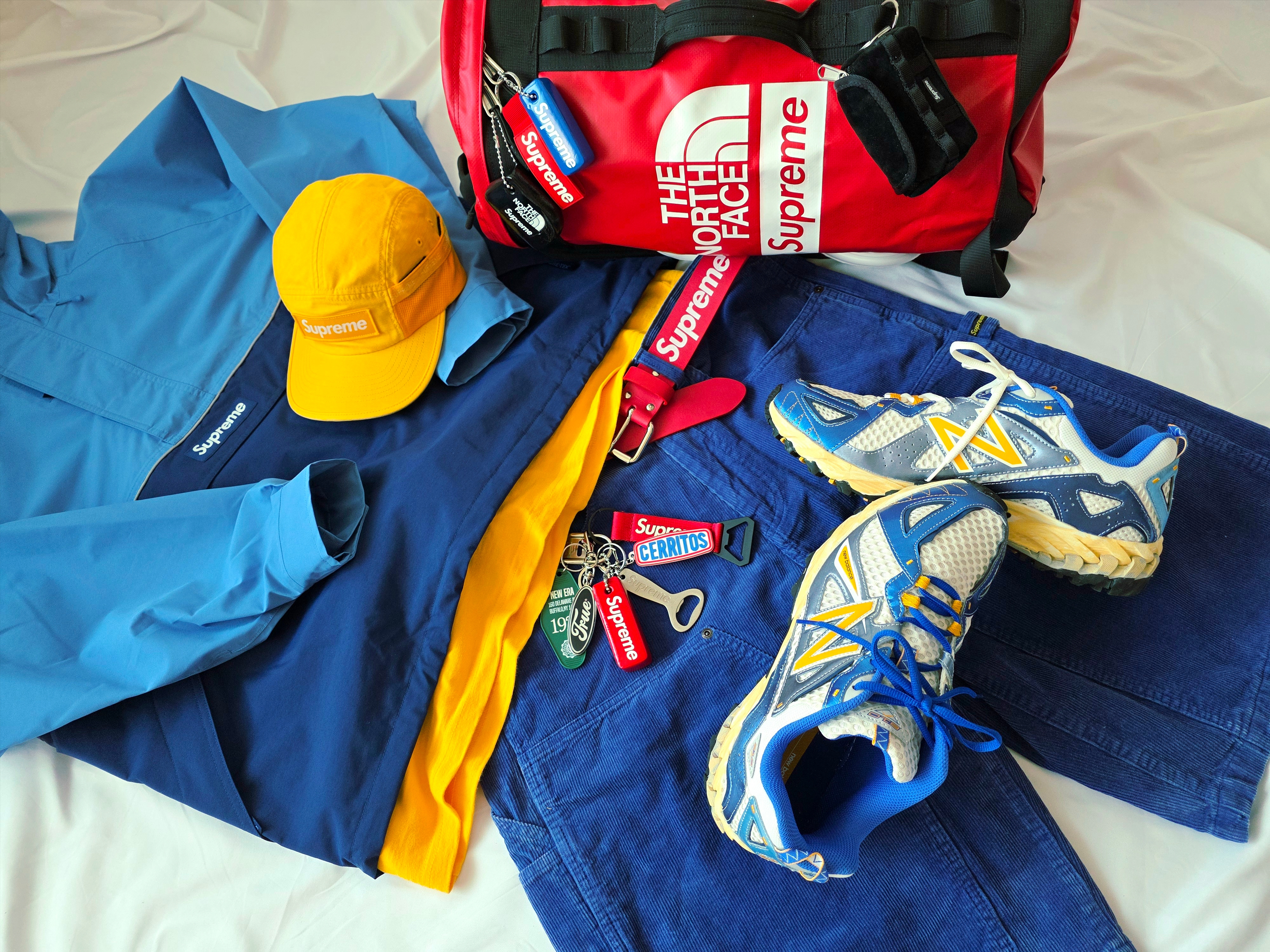 Supreme Gore-Tex Anorak Blue - 24SS, Supreme Washed Chino Twill Camp Cap Light Yellow - 25SS 착용 스타일 - 4