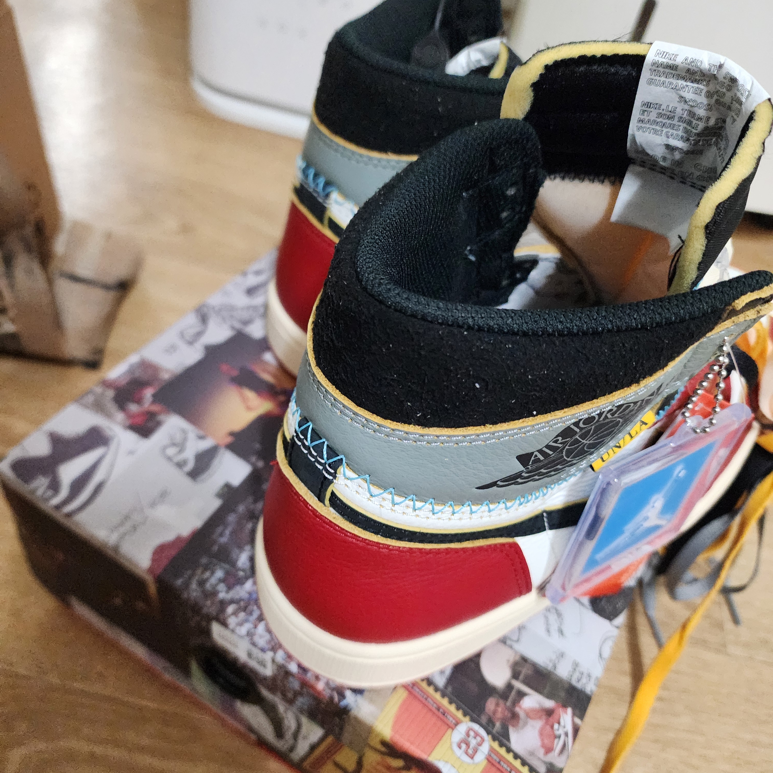 Jordan 1 x Union Retro High OG Chicago Shadow 착용 스타일 - 2
