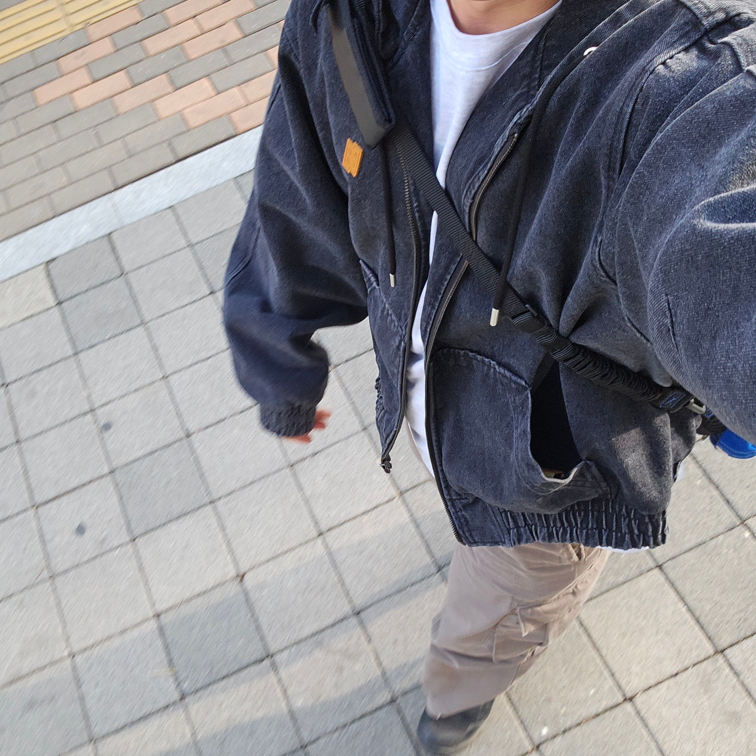 Polyteru Belted Cargo Pants 1.2v Olive Gray, Ader Error Sig; TRS Tag Hoodie Work Jacket 01 Noir 착용 스타일 - 3