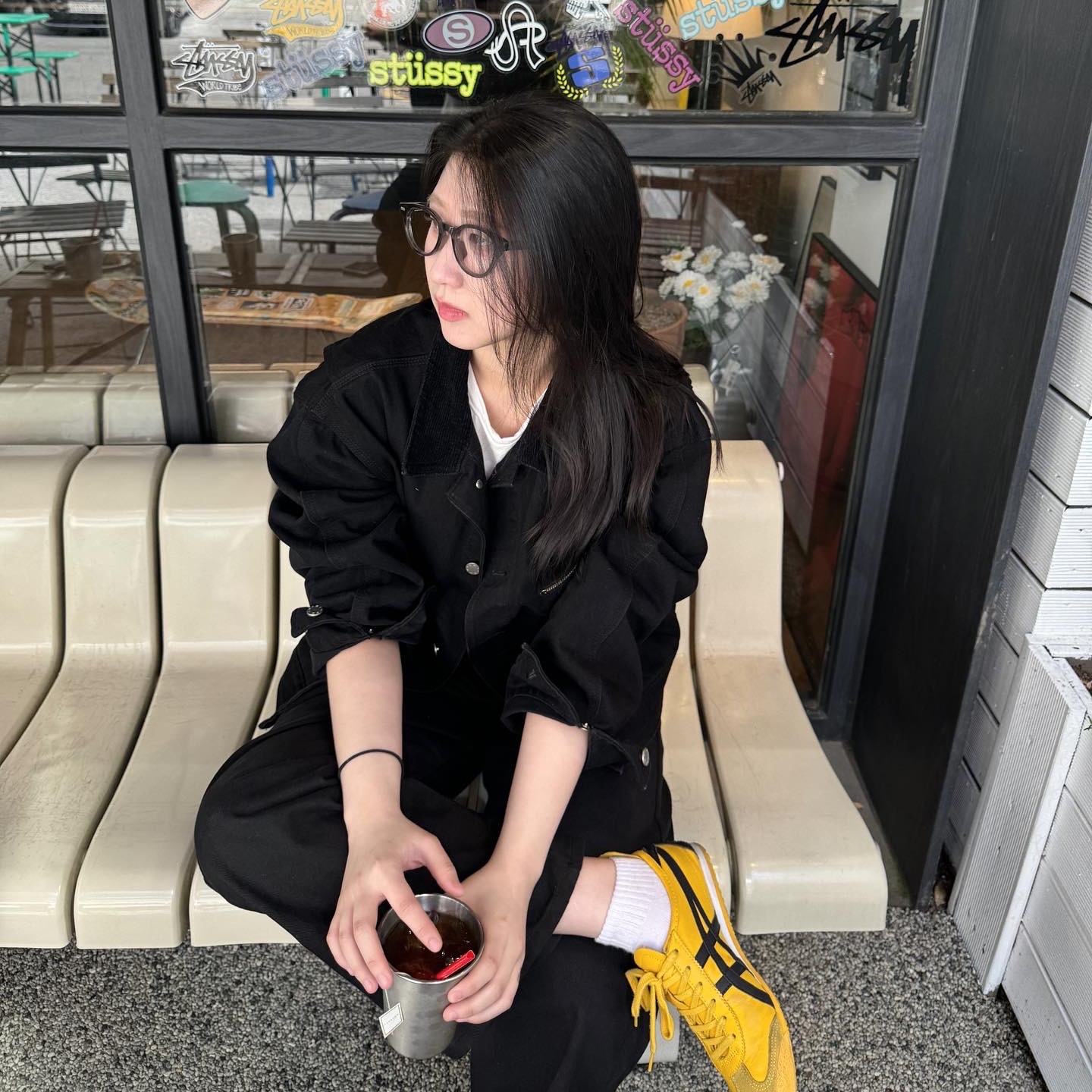 Onitsuka Tiger Mexico 66 Yellow Black 착용 스타일 - 2