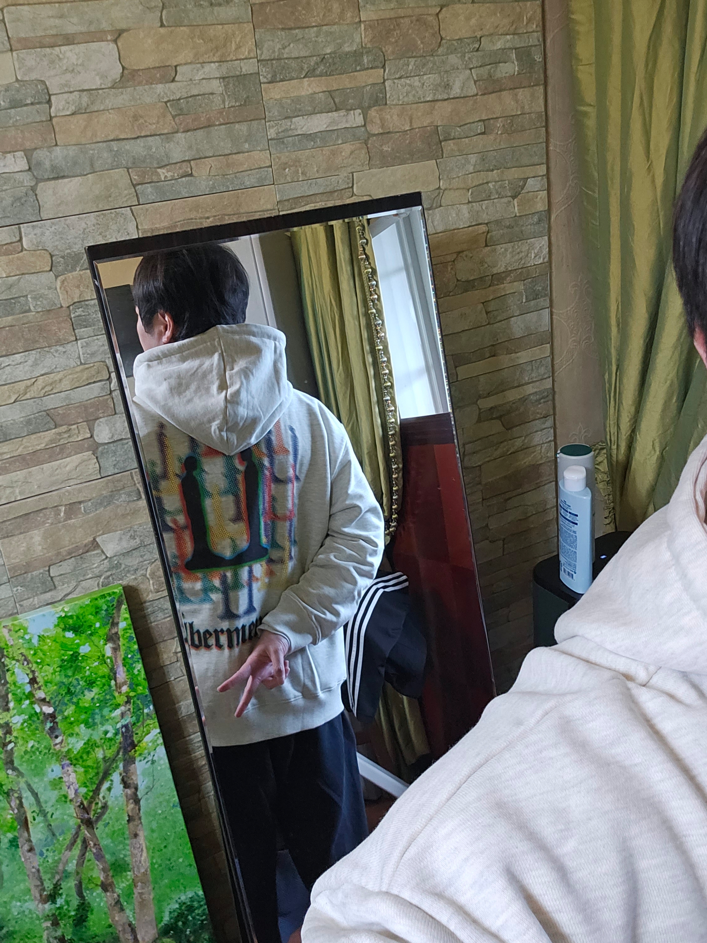 G-DRAGON Ubermensch Hoodie Zip-Up Oatmeal 착용 스타일