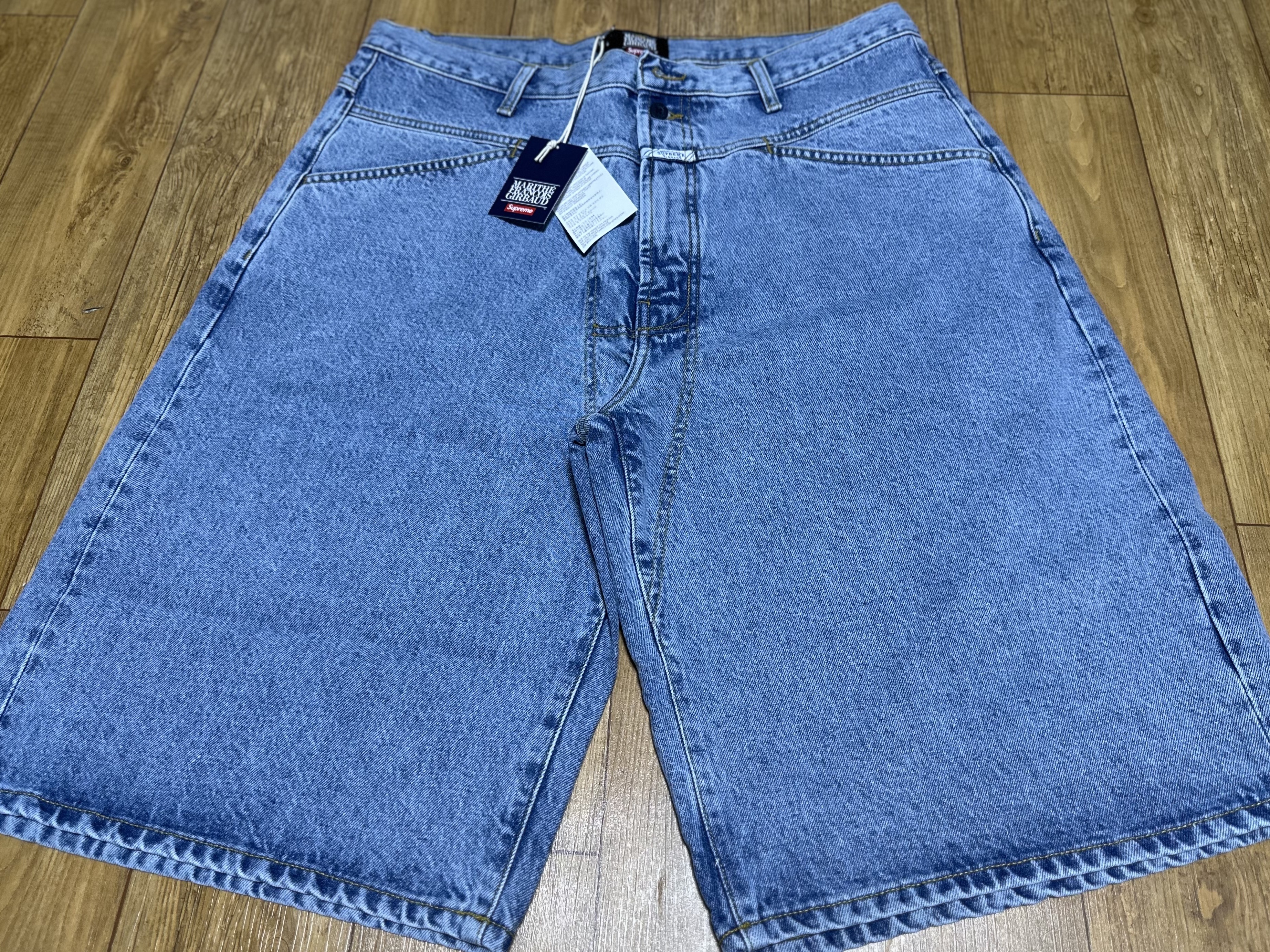 Supreme x Marithe Francois Girbaud X-Seam Baggy Denim Shorts Washed Indigo - 25SS 착용 스타일
