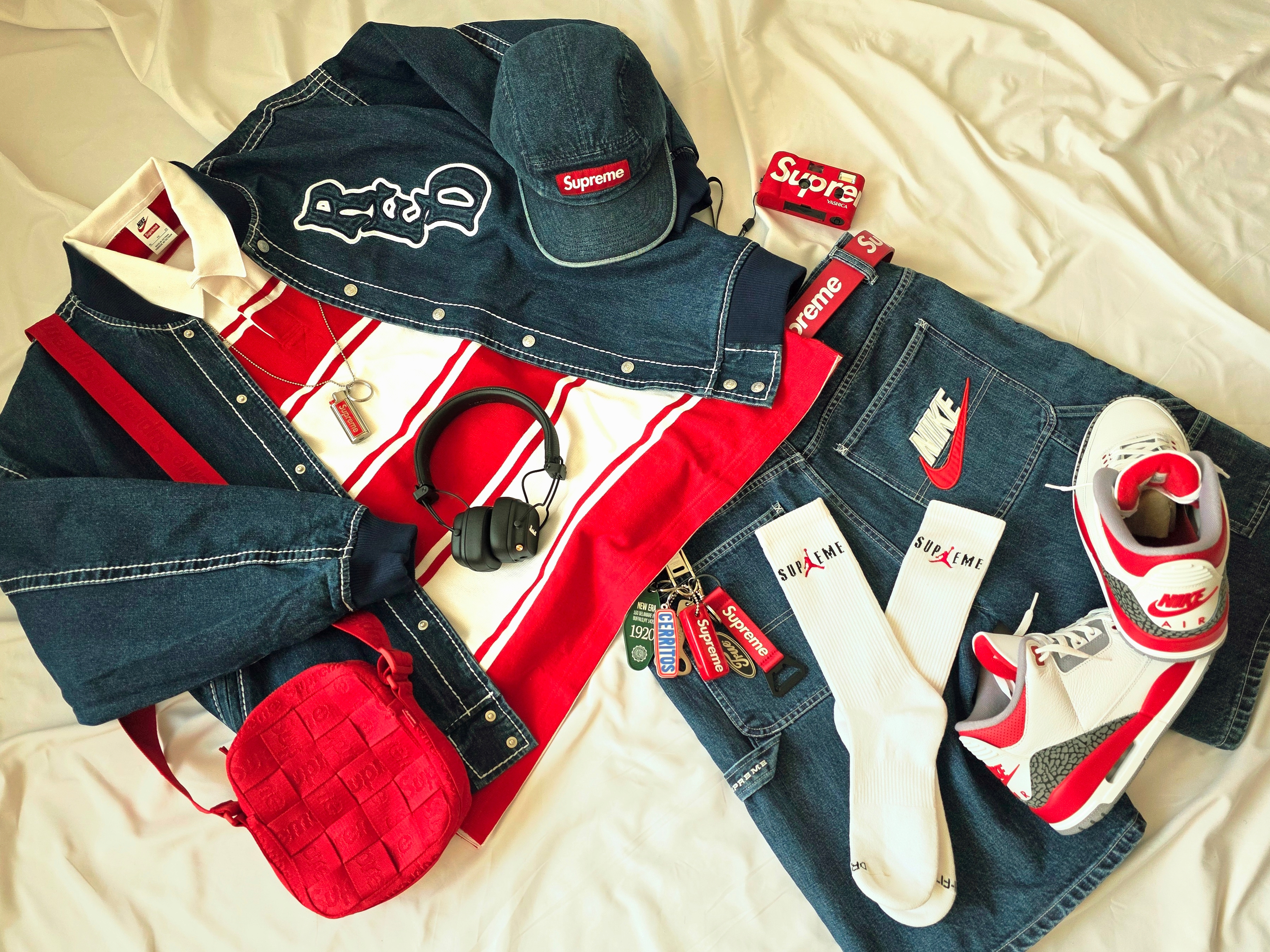 Supreme x Nike Stripe Rugby Red - 25SS, Supreme Washed Chino Twill Camp Cap Denim - 22FW 착용 스타일 - 4