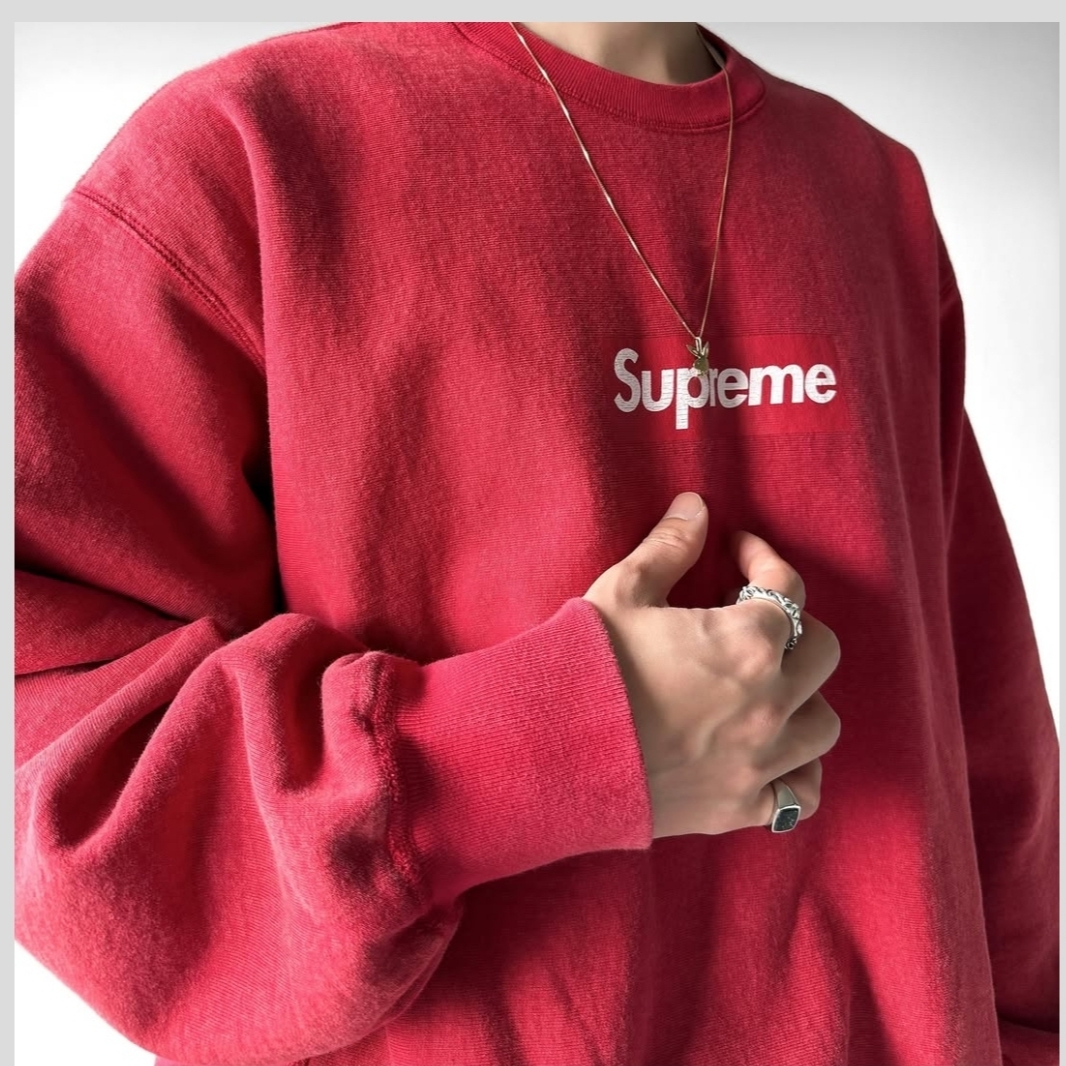 Supreme Washed Box Logo Crewneck Red - 25SS 착용 스타일 - 4