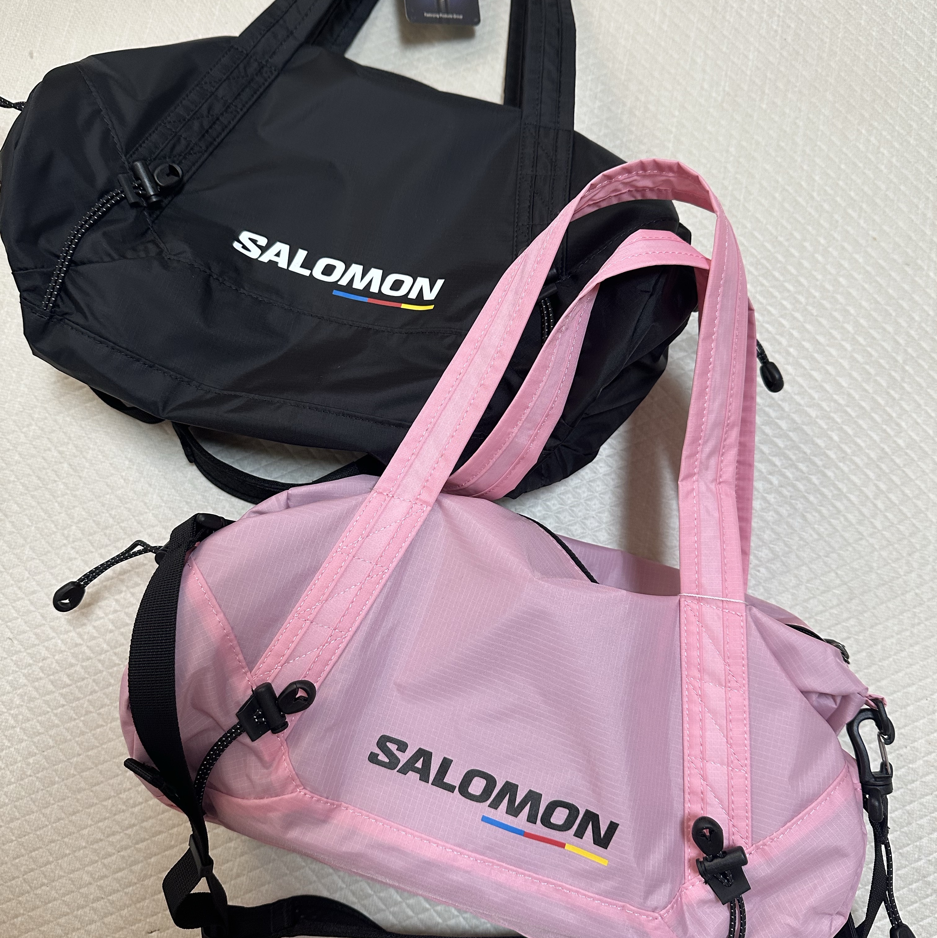 Salomon Posh Duffle Bag Black 착용 스타일 - 1