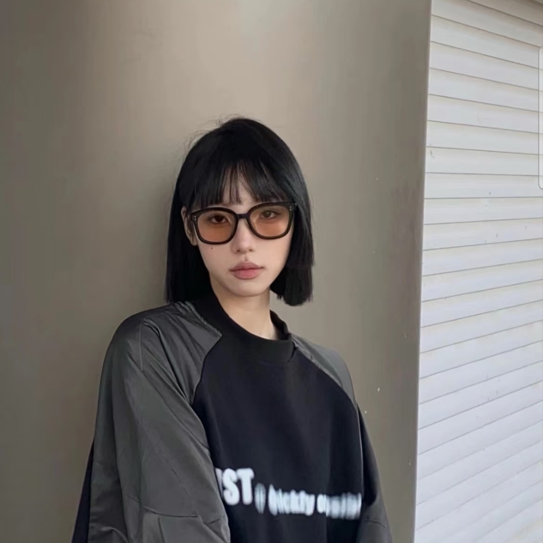 Gentle Monster Lilit 01 BR Black Brown 착용 스타일