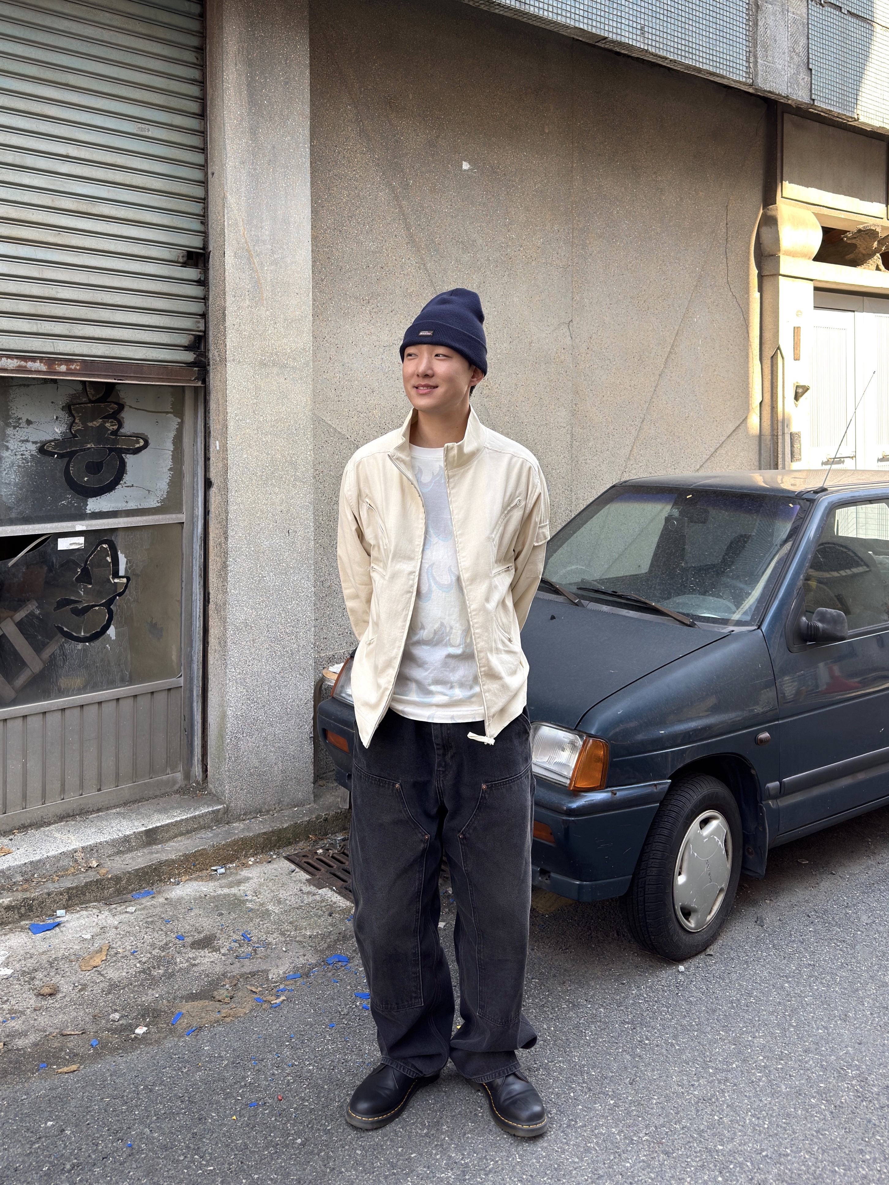 Supreme x Dickies Beanie Navy - 23FW, Dr. Martens 1461 Nappa Black 착용 스타일 - 3