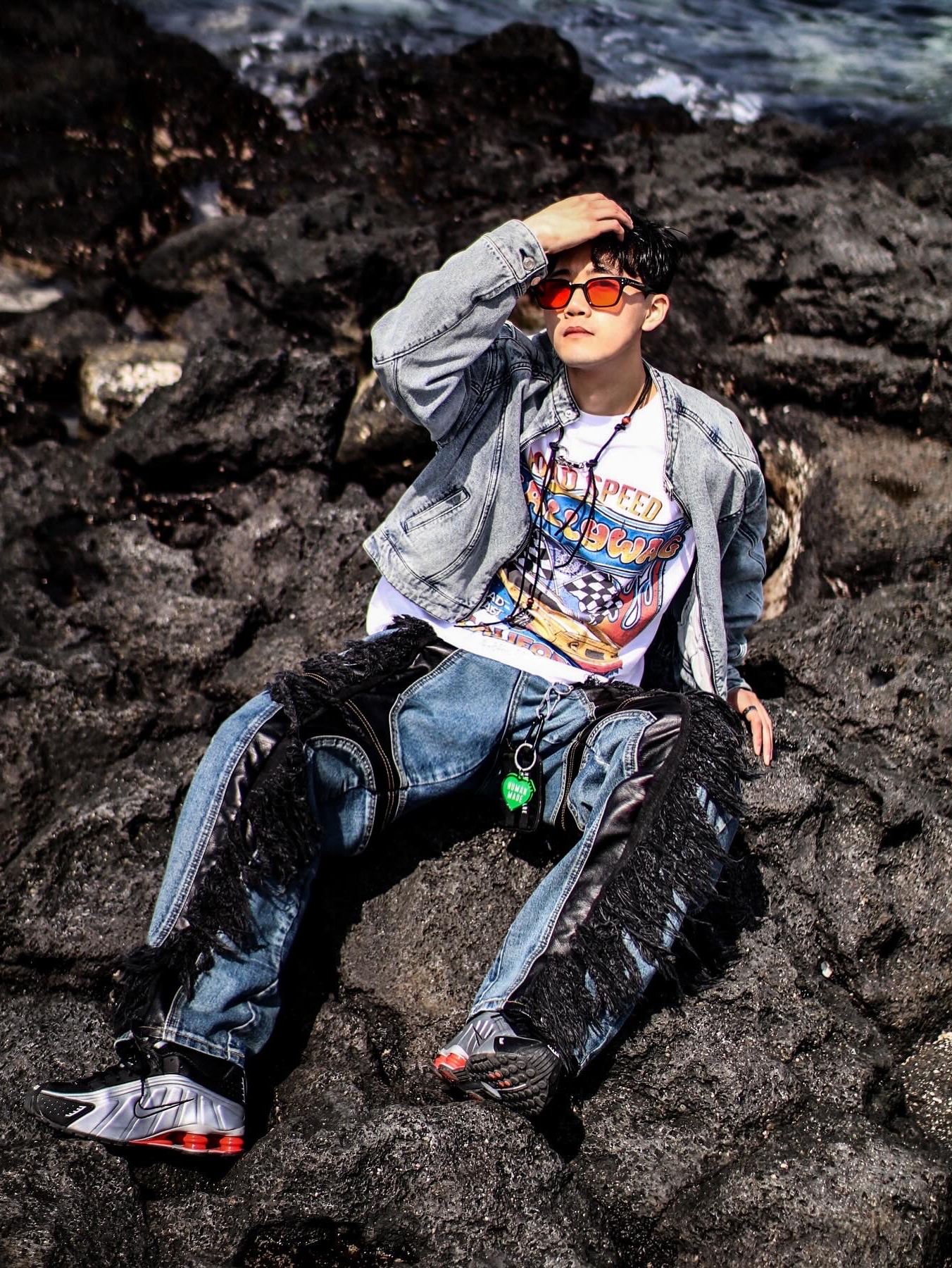 Thug Club Mohican Leather Denim Pants Blue Black - 24FW, Human Made Acrylic Heart Keyring Green 착용 스타일 - 2