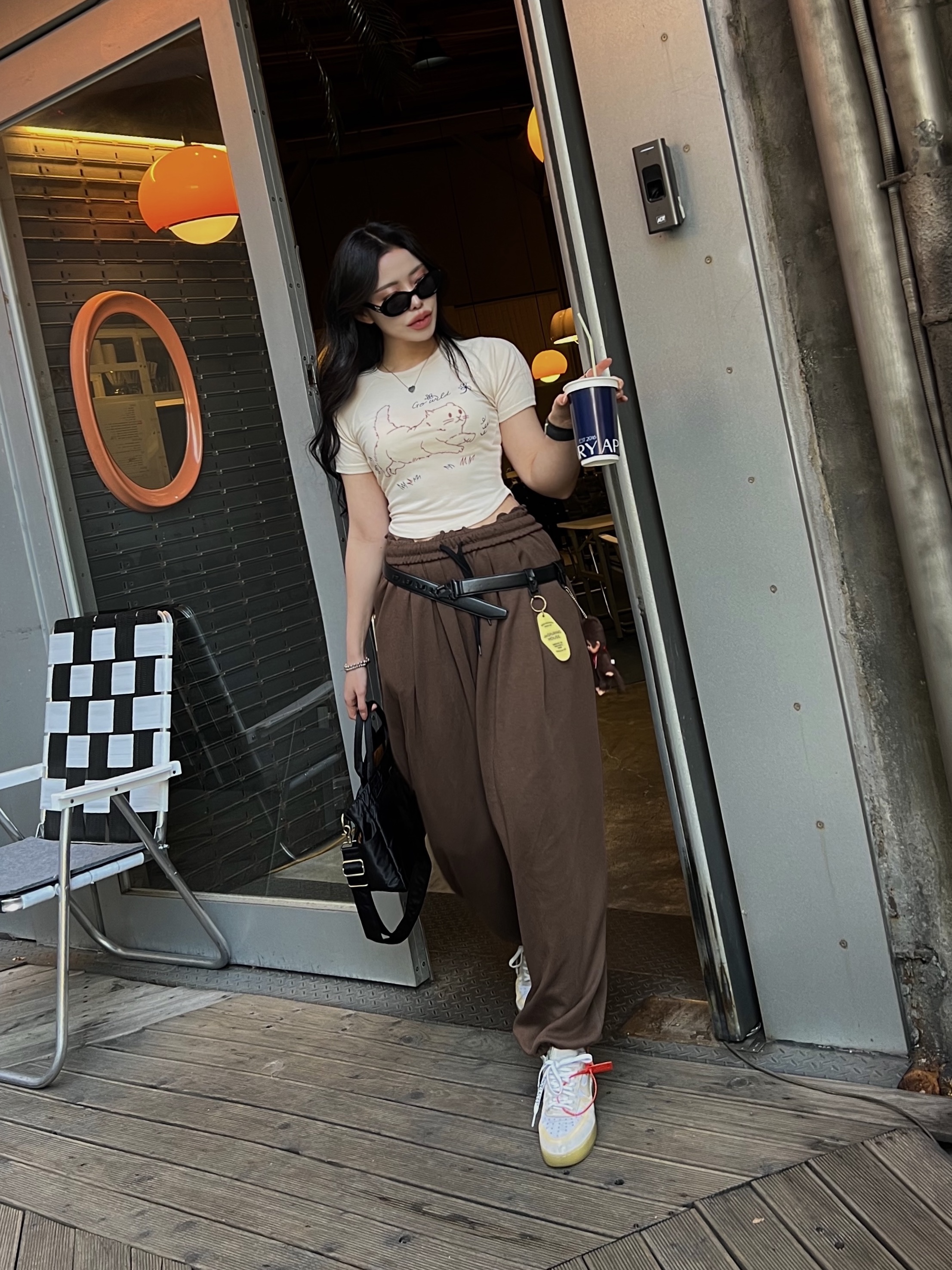 Nike x Off-White Air Force 1 Low The Ten 착용 스타일 - 2