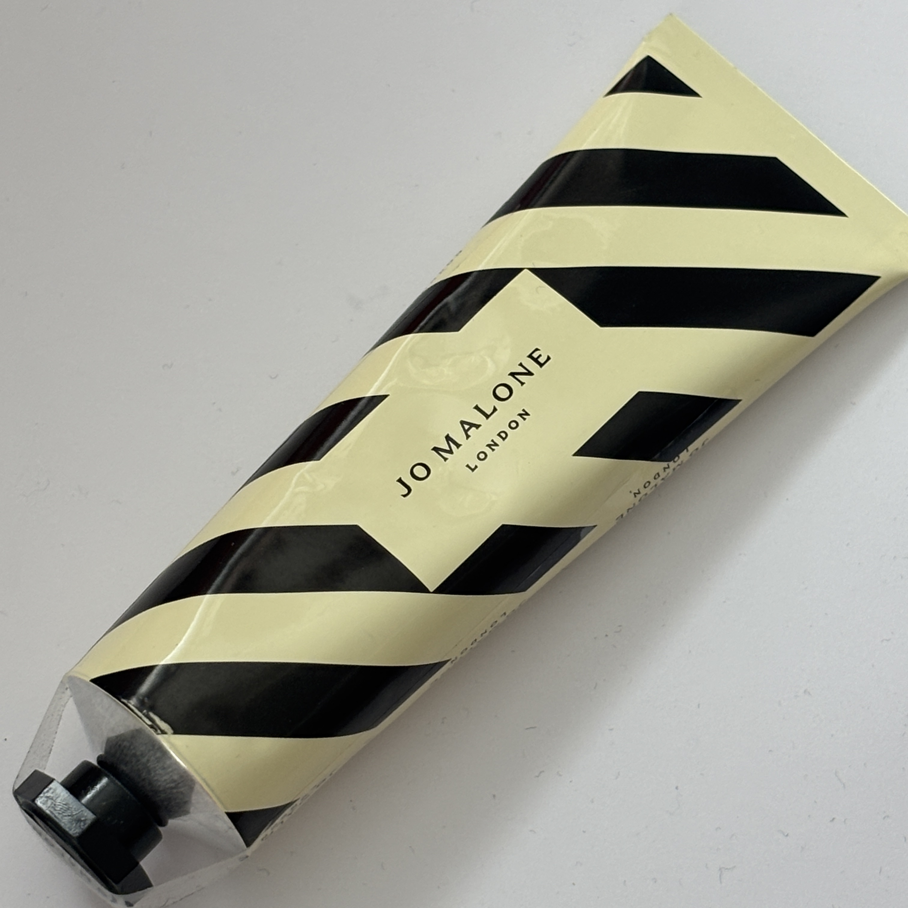 조 말론 우드 세이지 앤 씨 쏠트 핸드 크림 30ml 착용 스타일