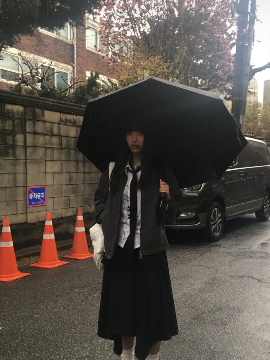 본네 우먼 쓰리쿼터 슬리브 셔츠 화이트 착용 스타일
