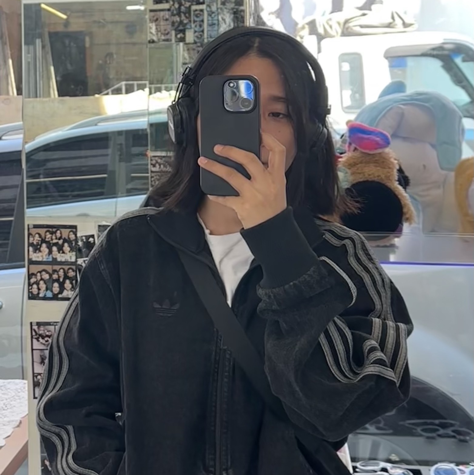 아디다스 아디컬러 데님 파이어버드 트랙탑 트루 블랙 데님 - KR 사이즈, 마샬 메이저 5 블랙 (국내 정식 발매 제품) 착용 스타일 - 1