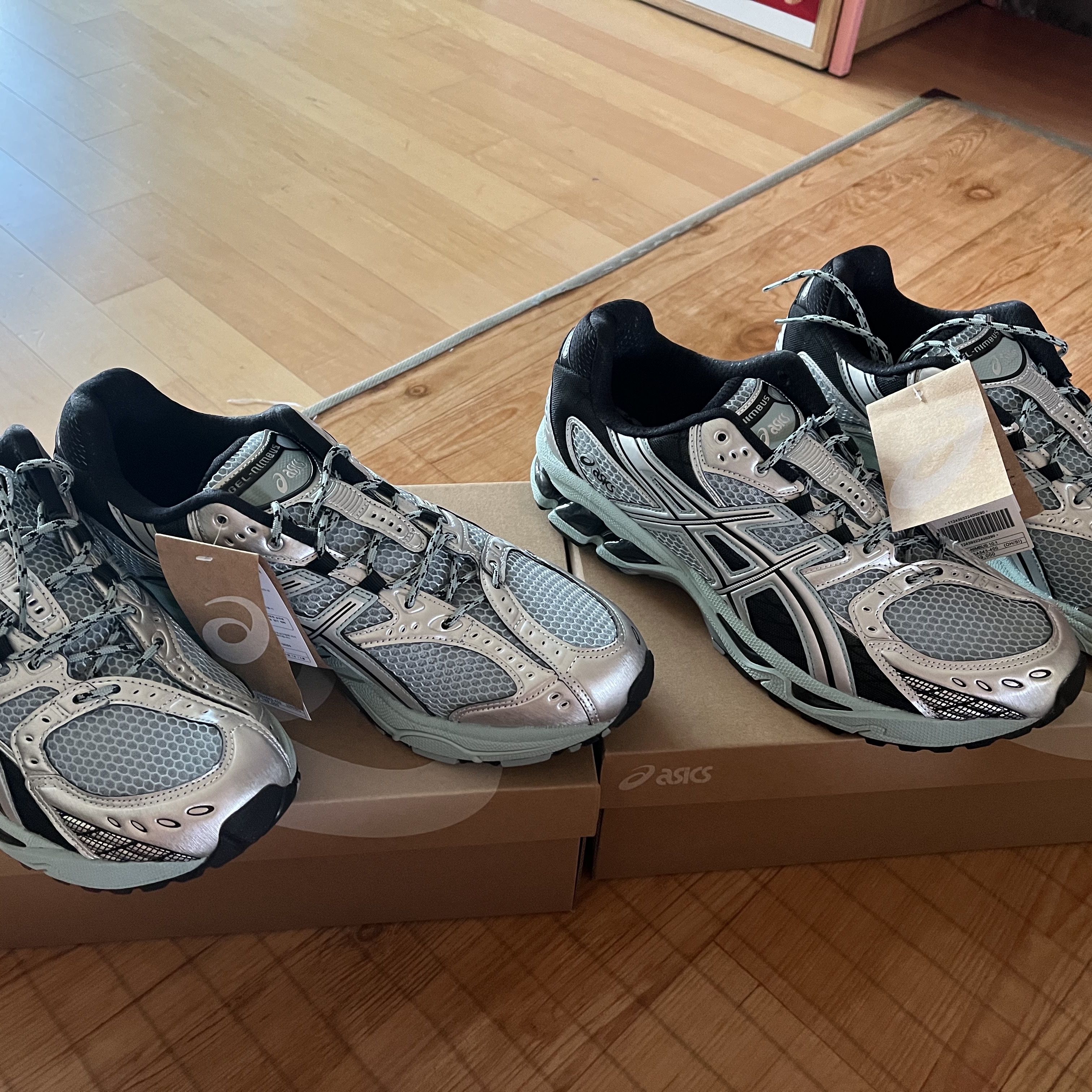 Asics Gel-Nimbus 10.1 Ocean Haze Pure Silver 착용 스타일
