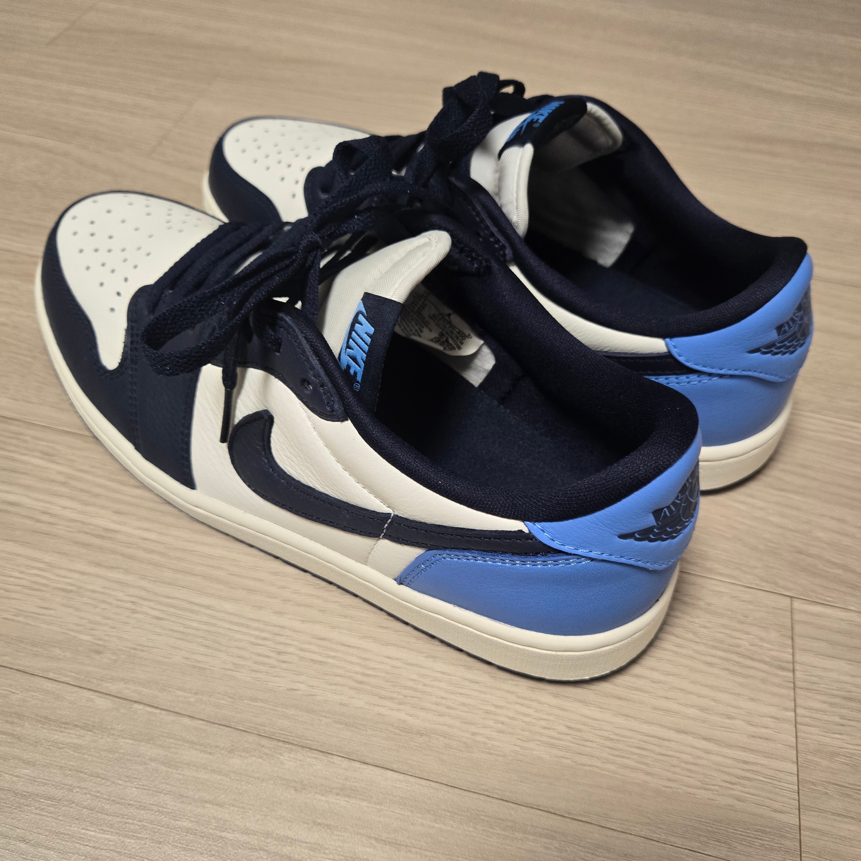 Jordan 1 Low Obsidian 착용 스타일