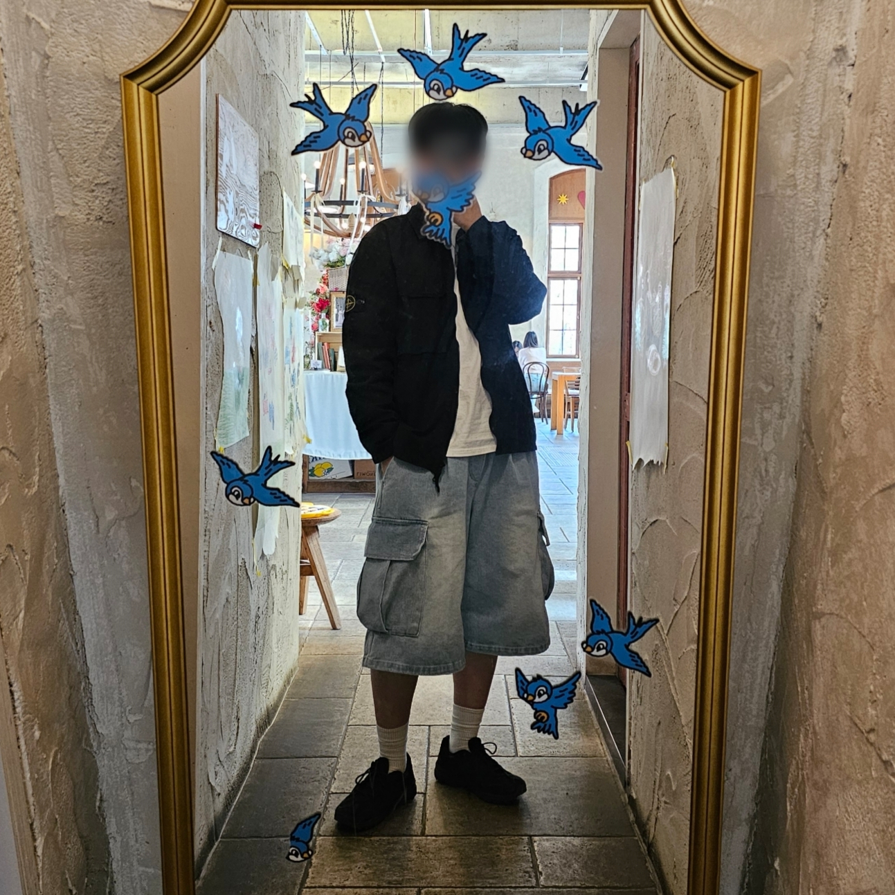 Stone Island 102WN Brushed Organic Cotton Overshirt Black - 23FW, Stussy Mercury T-Shirt White 착용 스타일