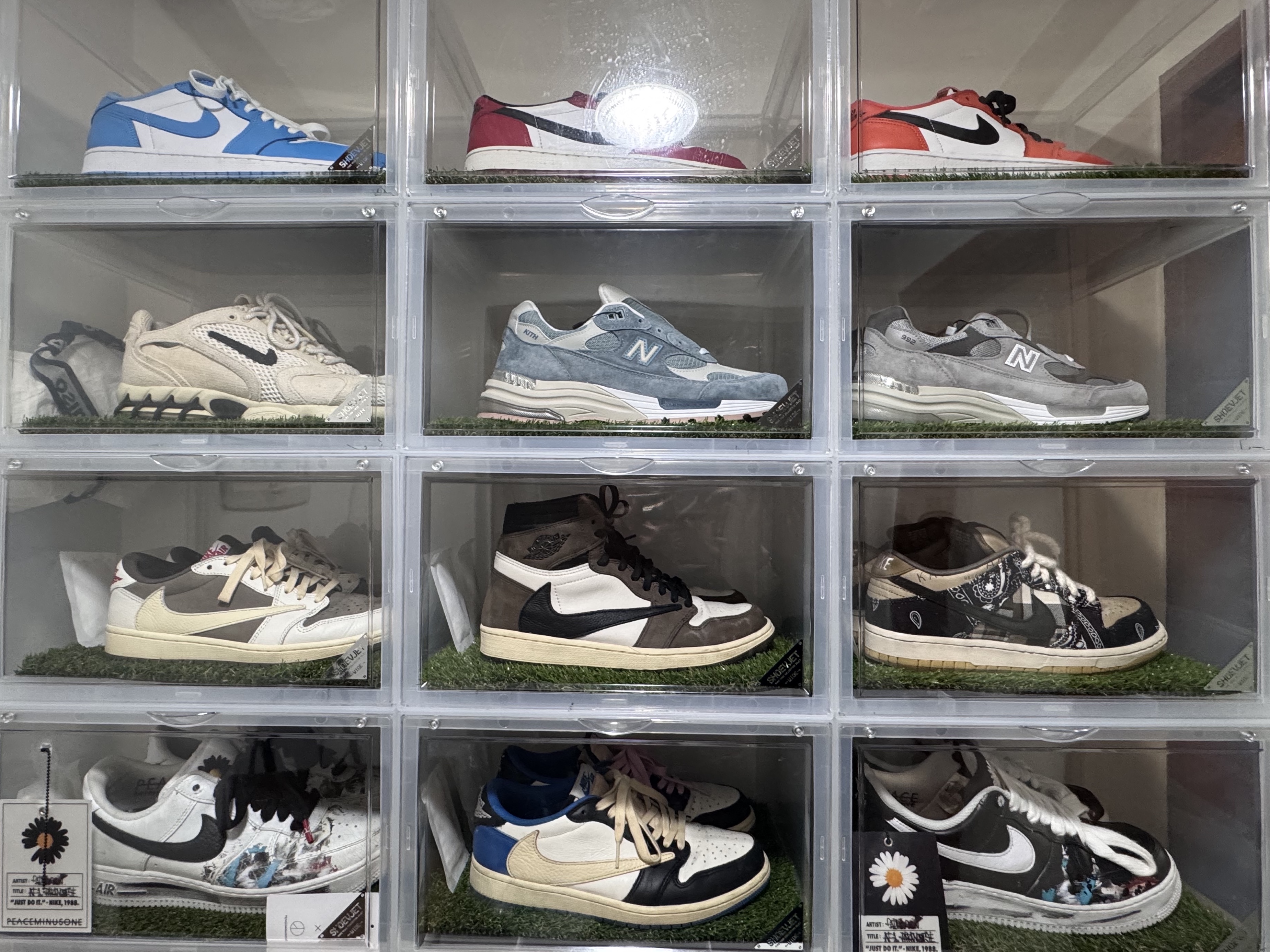 New Balance x Kith 992 Made in USA Aegean Blue Oyster, Jordan 1 x Travis Scott x Fragment Retro Low OG SP Military Blue 착용 스타일