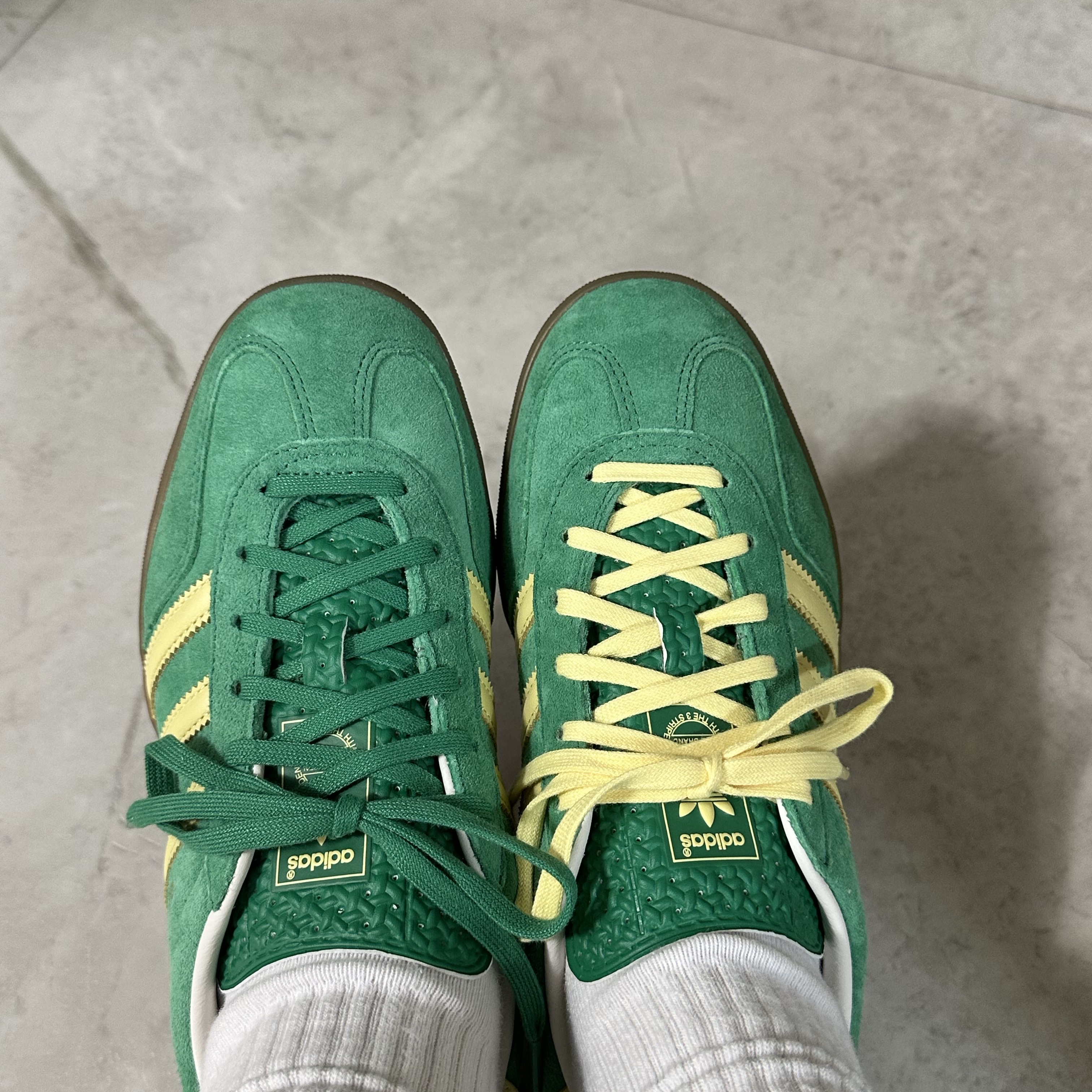Adidas Gazelle Indoor Semi Court Green Almost Yellow 착용 스타일