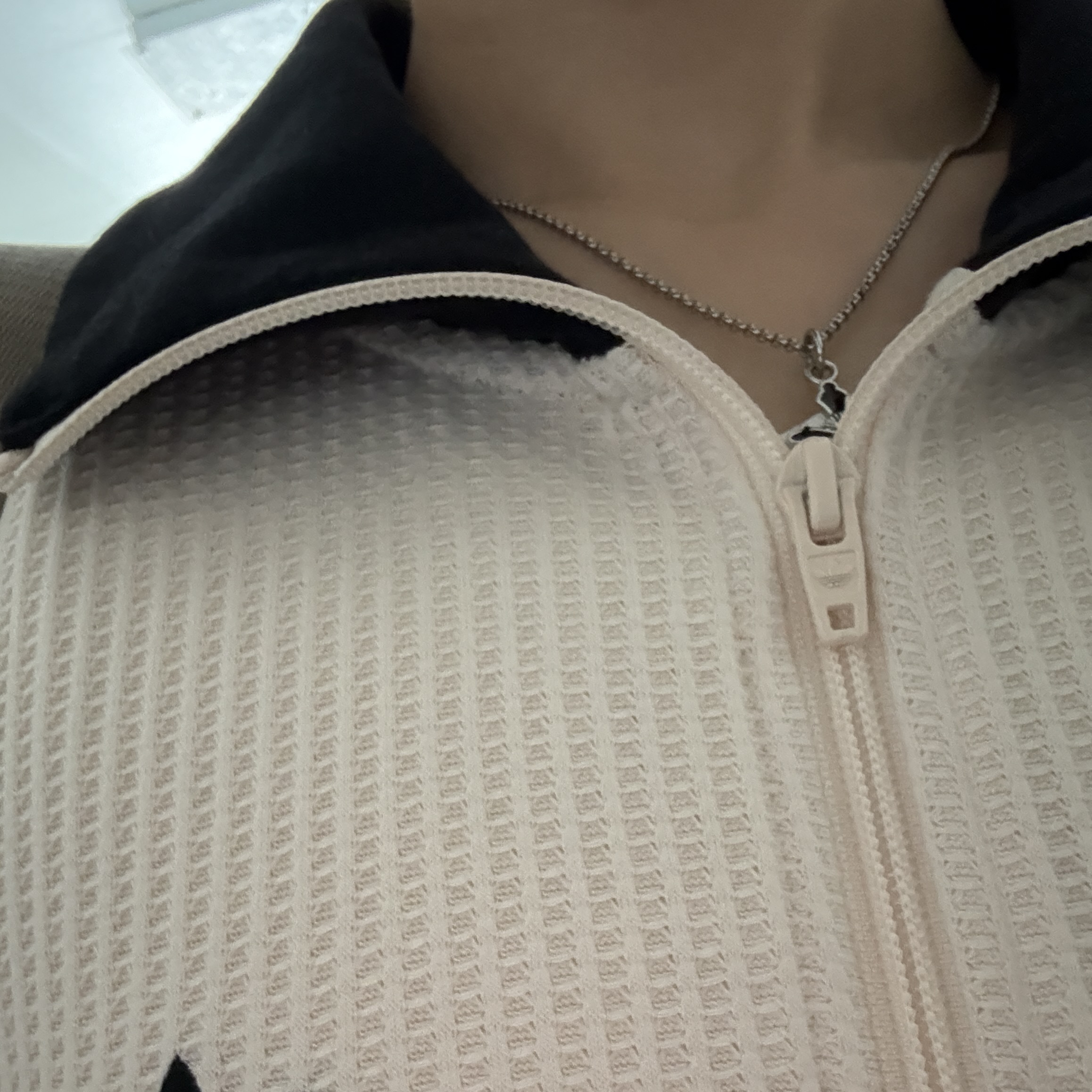 Adidas Waffle Beckenbauer Track Top Wonder White - KR Sizing, Byredo Young Rose Eau De Parfum 50ml 착용 스타일 - 1