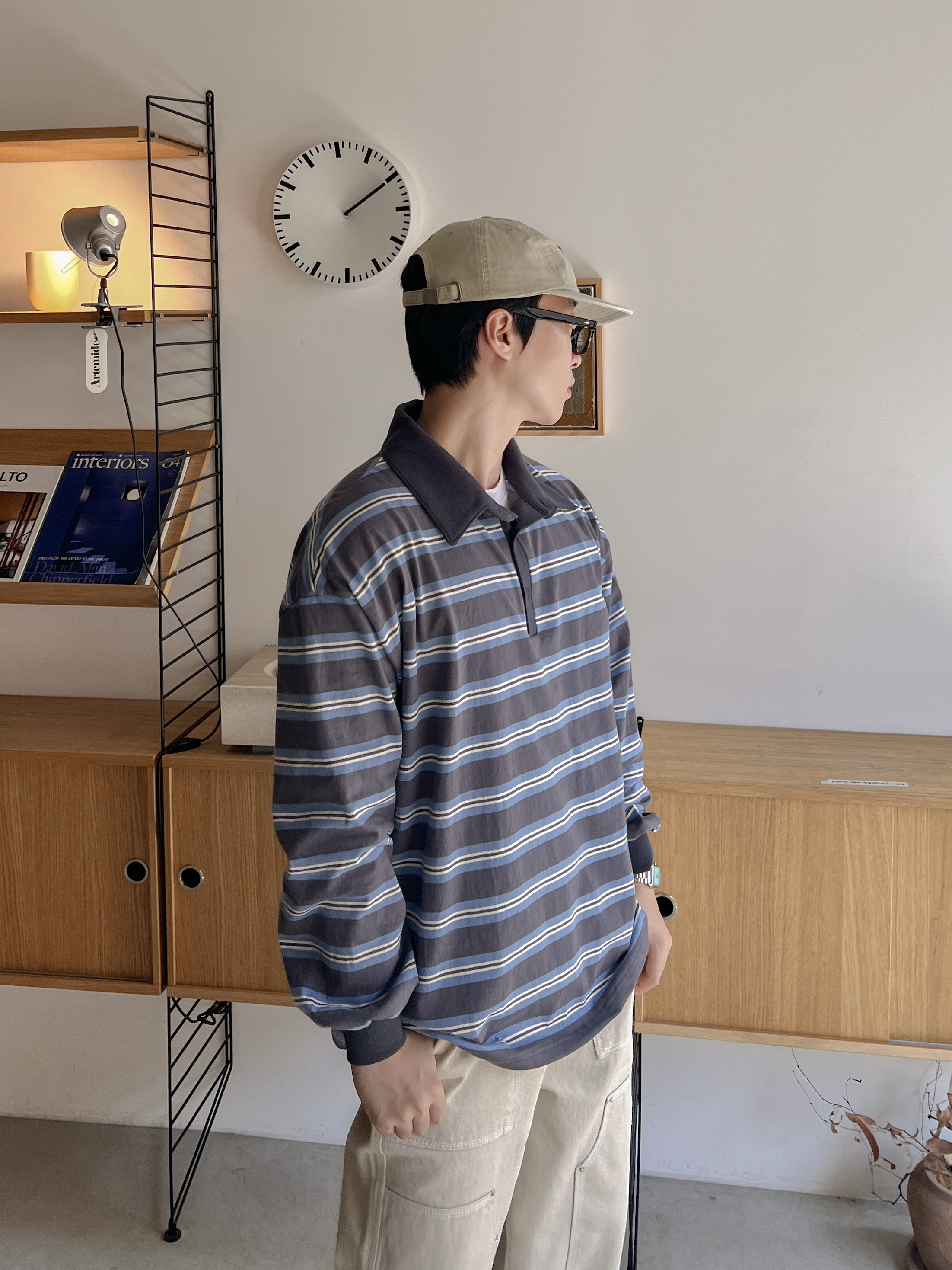 Clarks Wallabee Maple Suede, Hello Sunrise H Logo Cotton Relaxed Fit 6Panel Cap Beige 착용 스타일 - 2