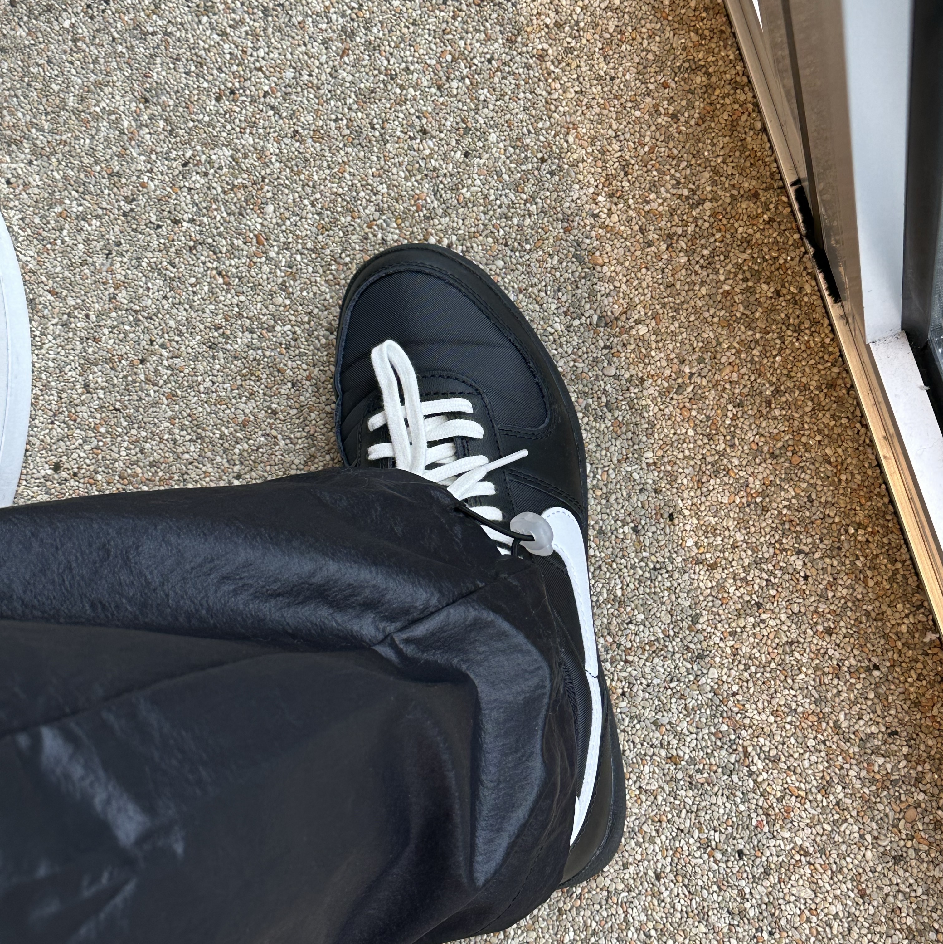 Nike Field General 82 SP Black and White 착용 스타일