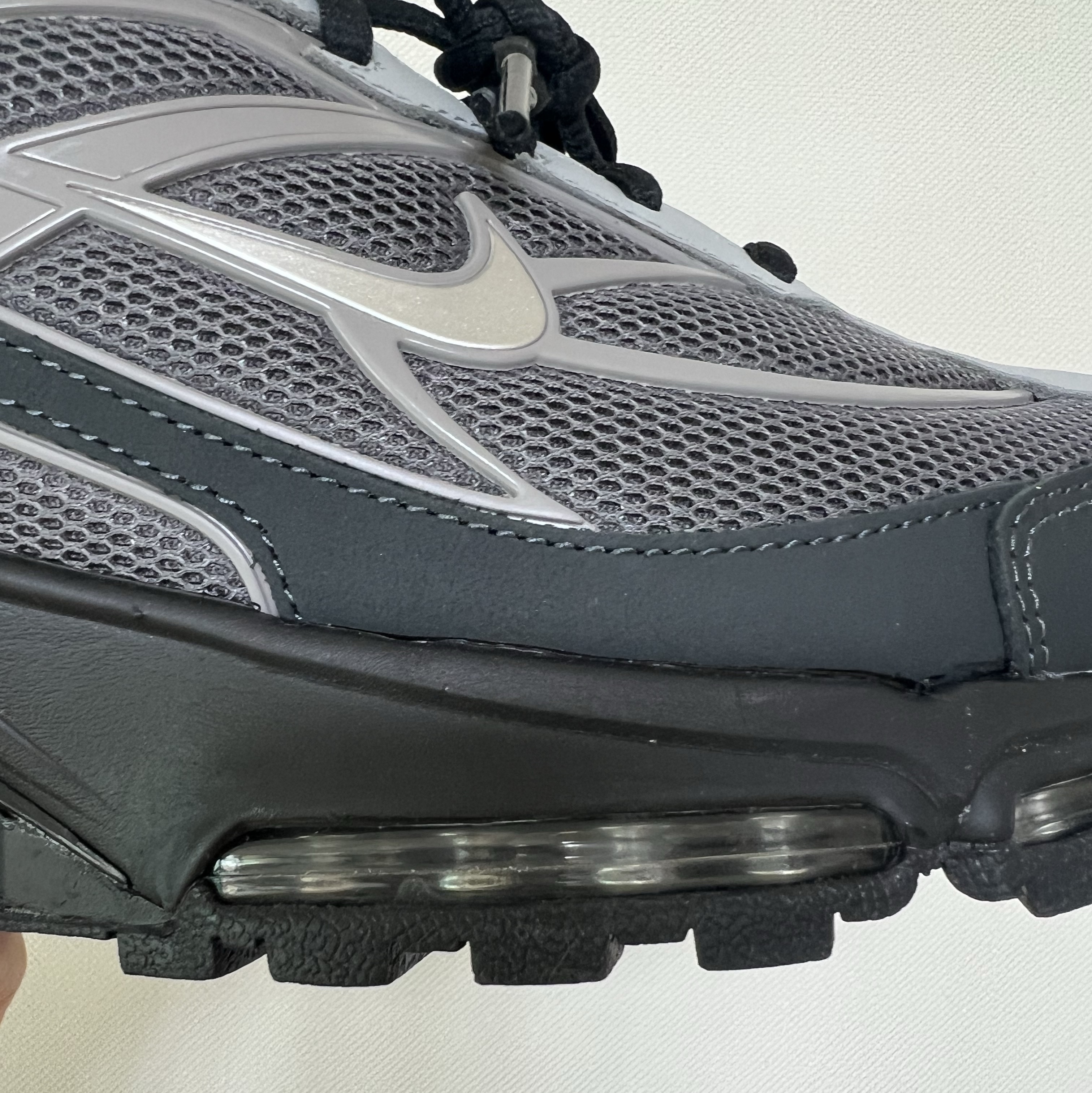 Nike Shox Ride 2 Light Graphite Anthracite 착용 스타일 - 4