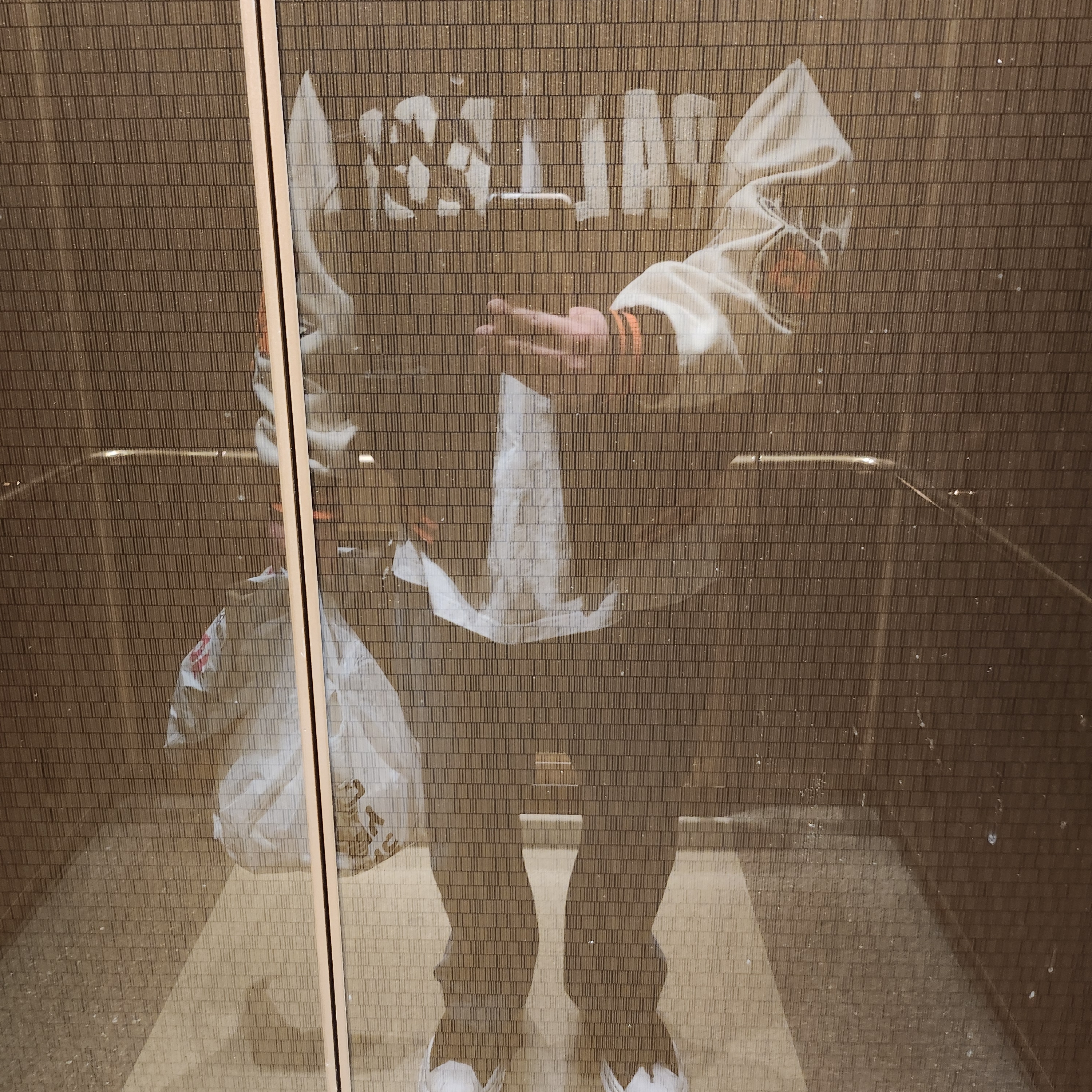 Palace Tora Tora Varsity Jacket Navy - 25SS, Maison Mihara Yasuhiro Blakey OG Sole Leather Low-top Sneakers Black 착용 스타일 - 1