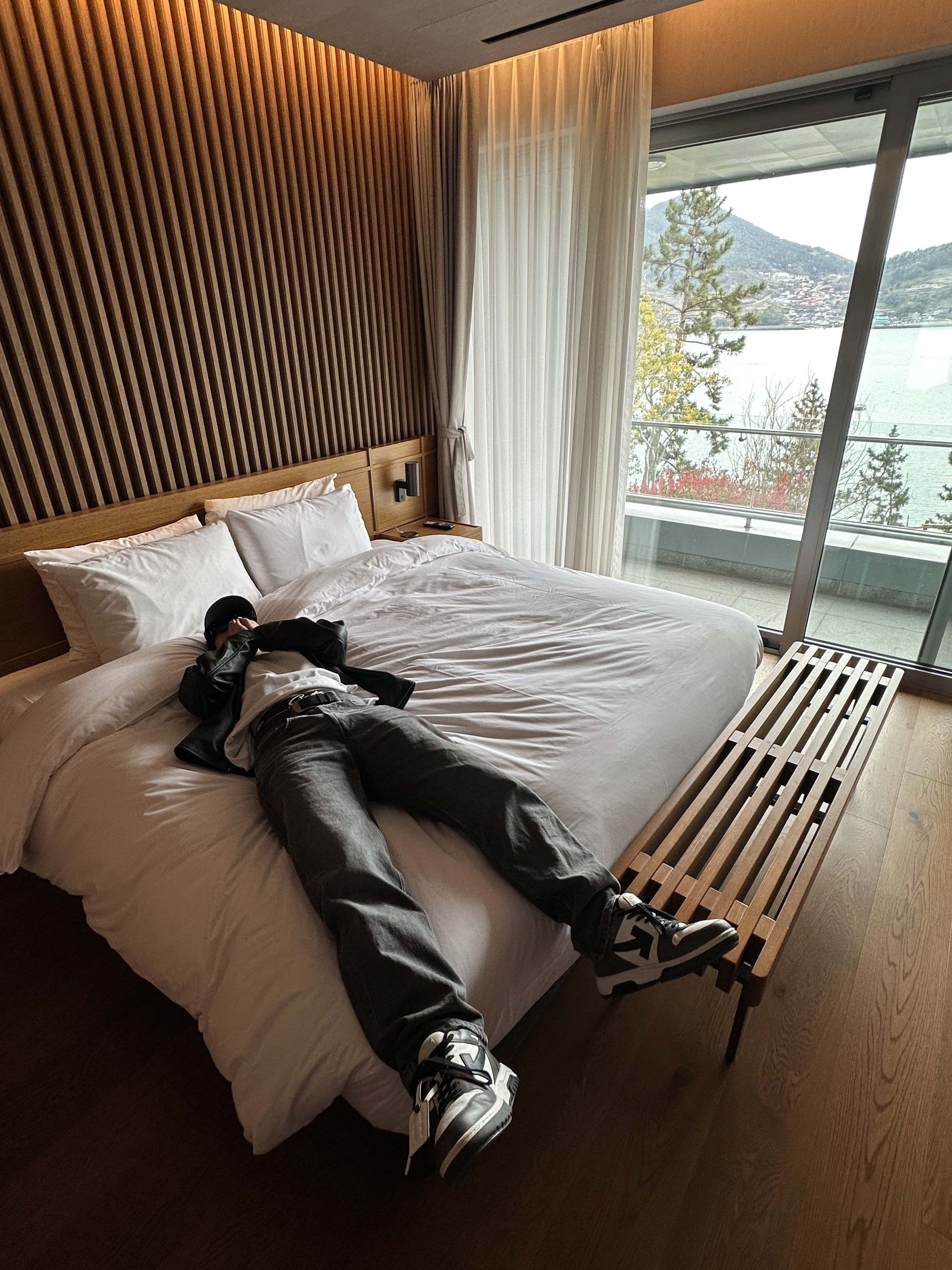 Louis Vuitton Initiales 40mm Reversible Belt Monogram Eclipse Dark Ruthenium, Corteiz Alcatraz Boxers Grey (3 Pack) 착용 스타일 - 1