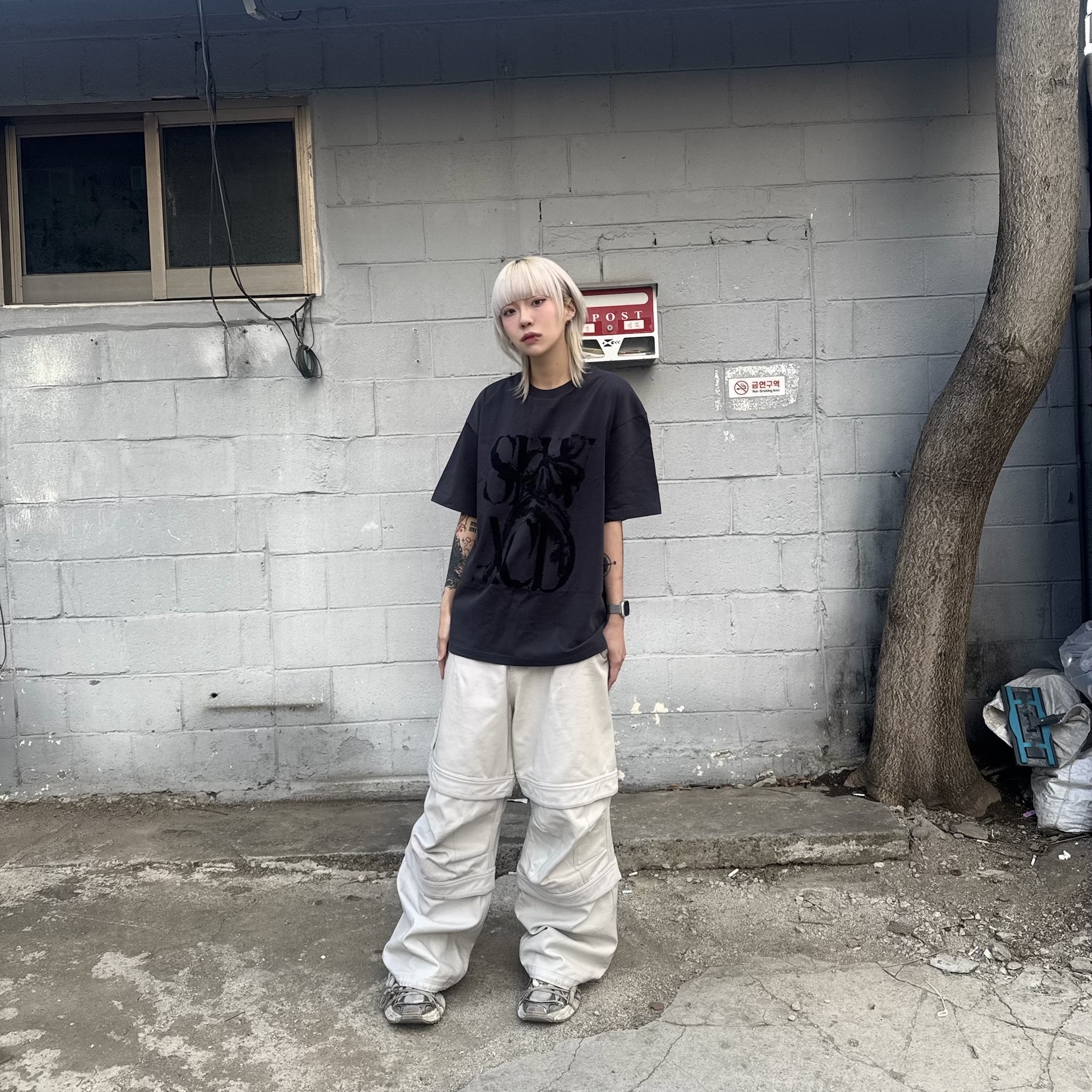 발렌시아가 3XL 스니커즈 베이지, 파프롬왓 파 레이어드 워크 팬츠 화이트 착용 스타일 - 2